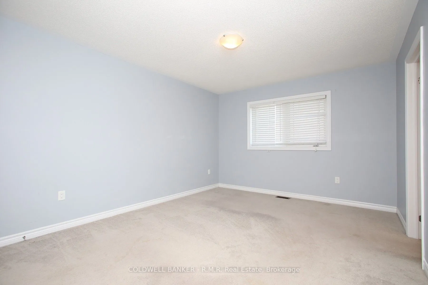 30 Moses Crescent
