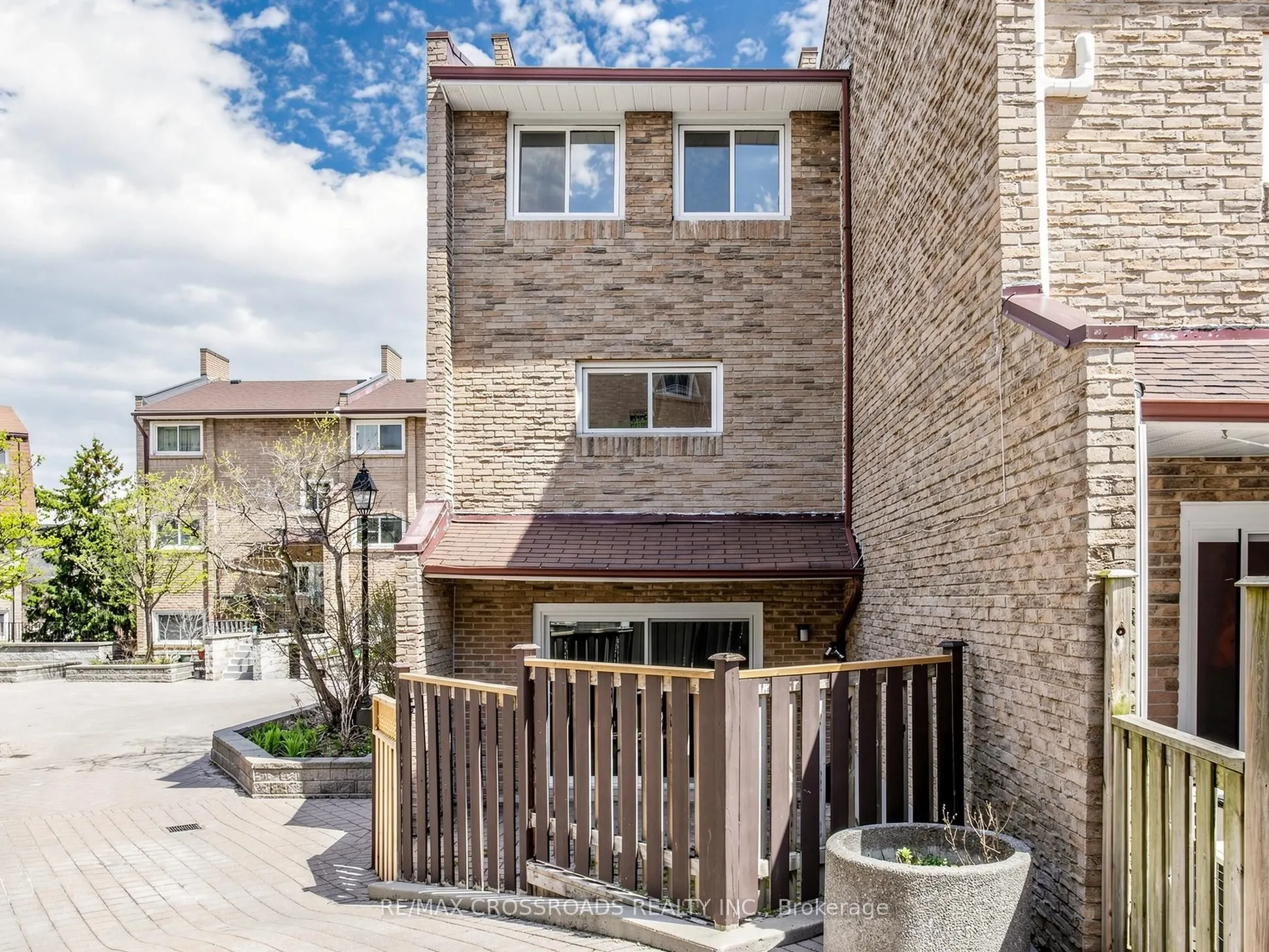 50 Scarborough Golf Club Road #95