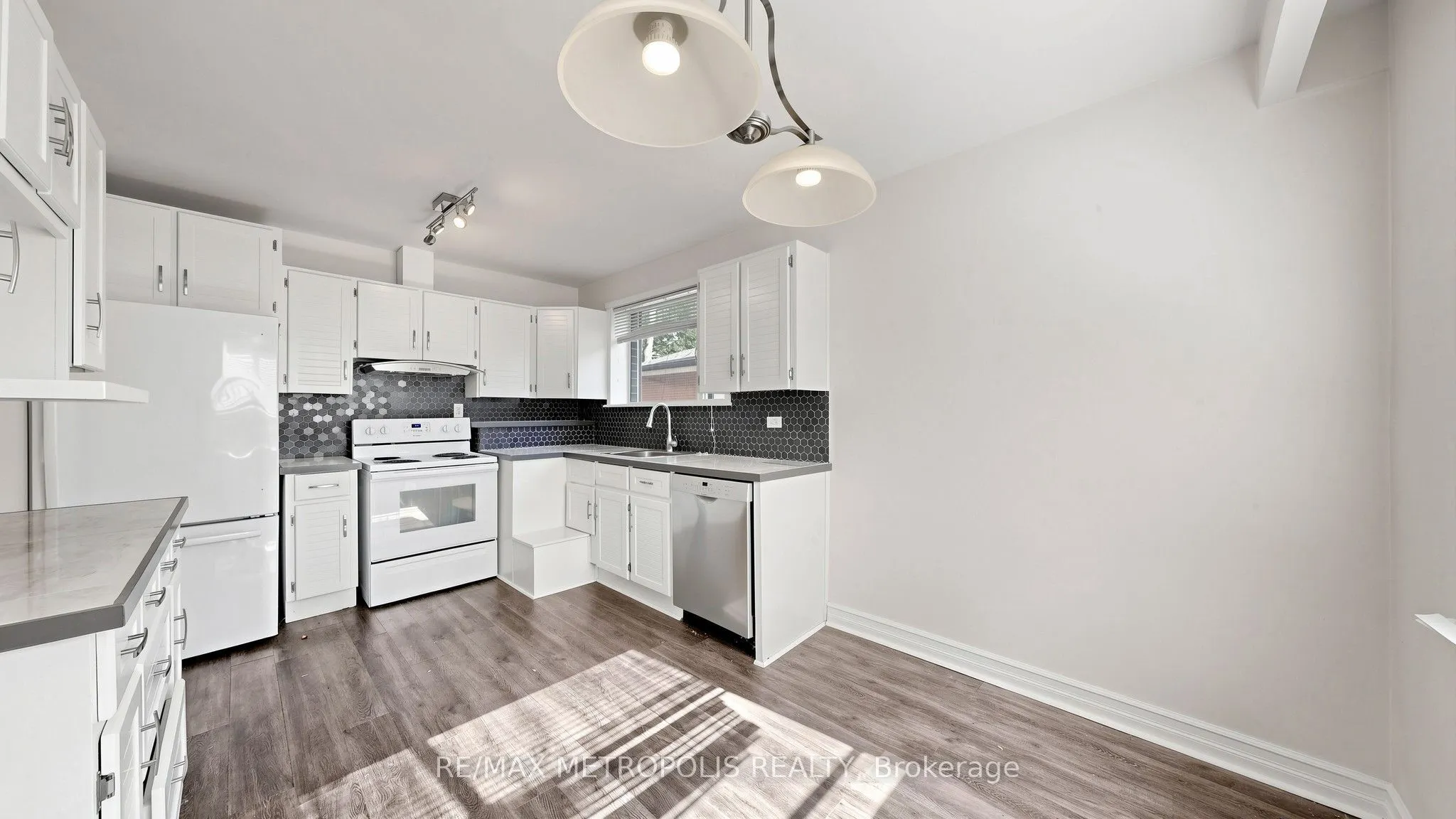 139 Pandora Circle