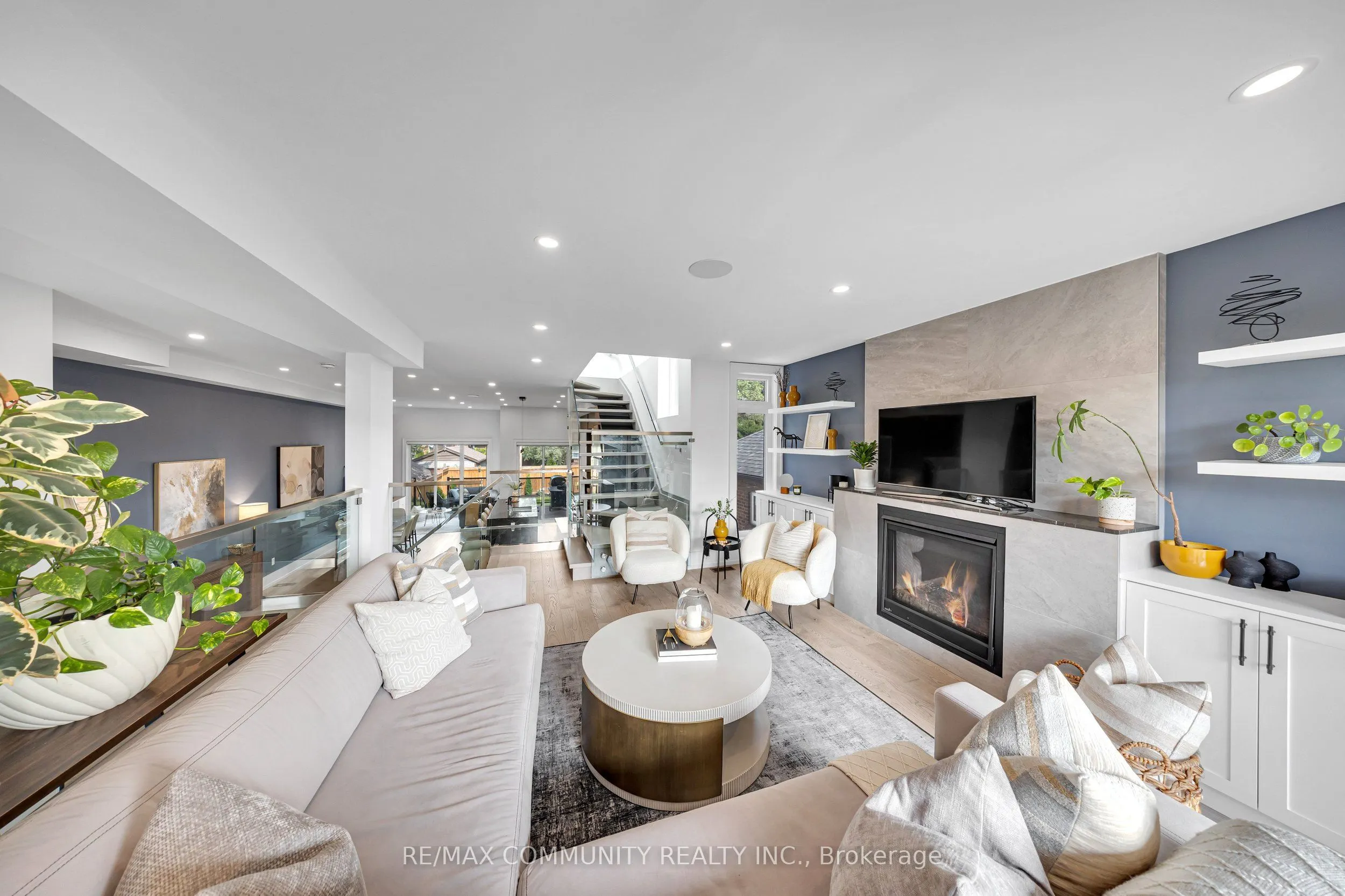 7 Derwyn Road