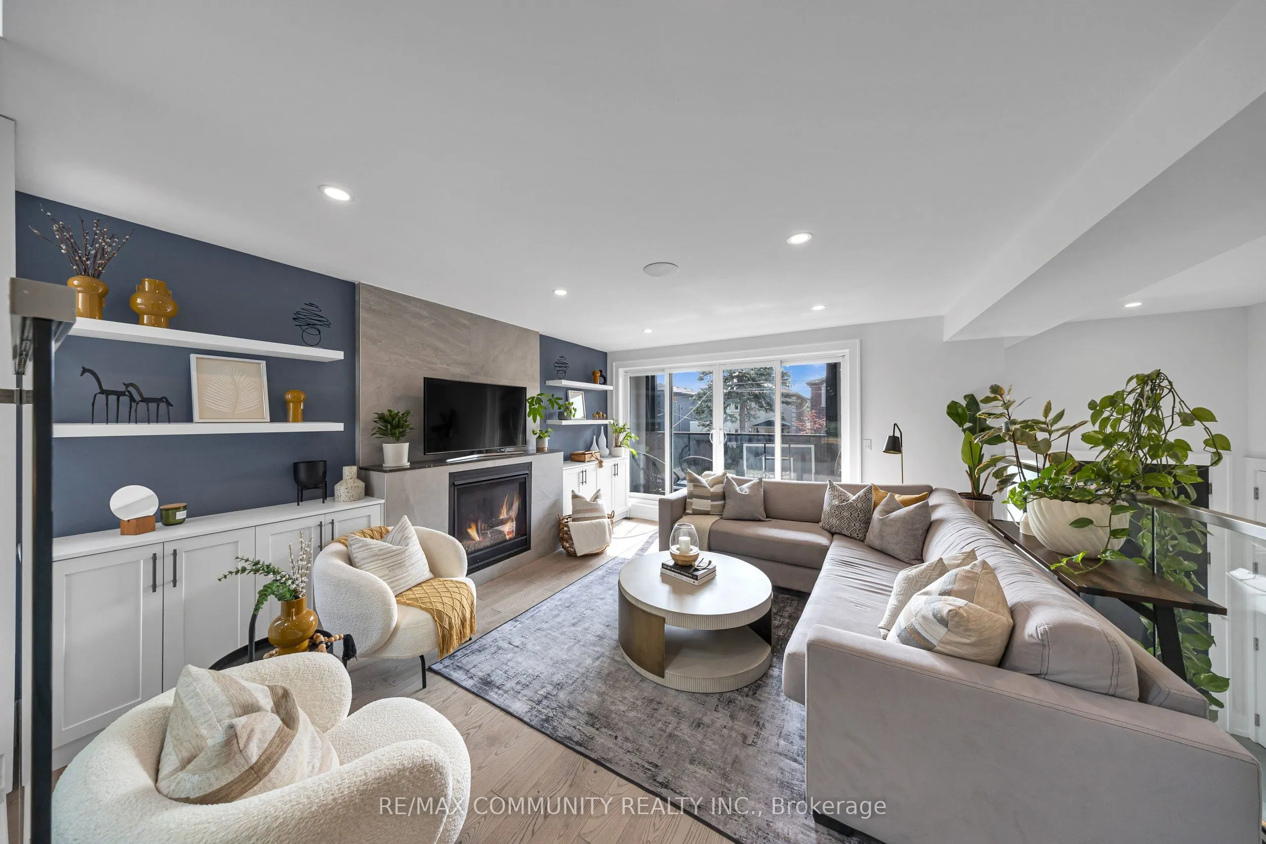 7 Derwyn Road