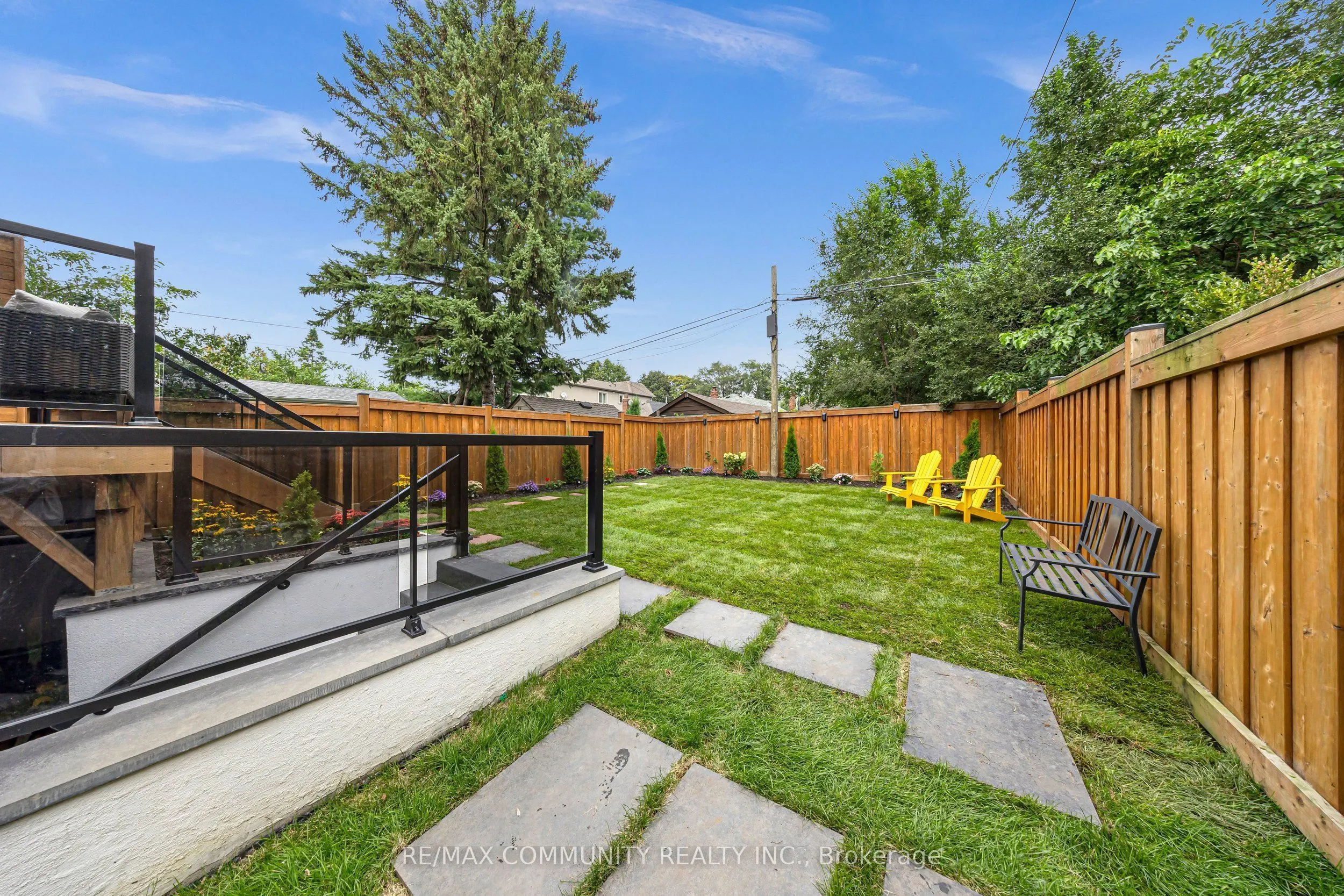 7 Derwyn Road
