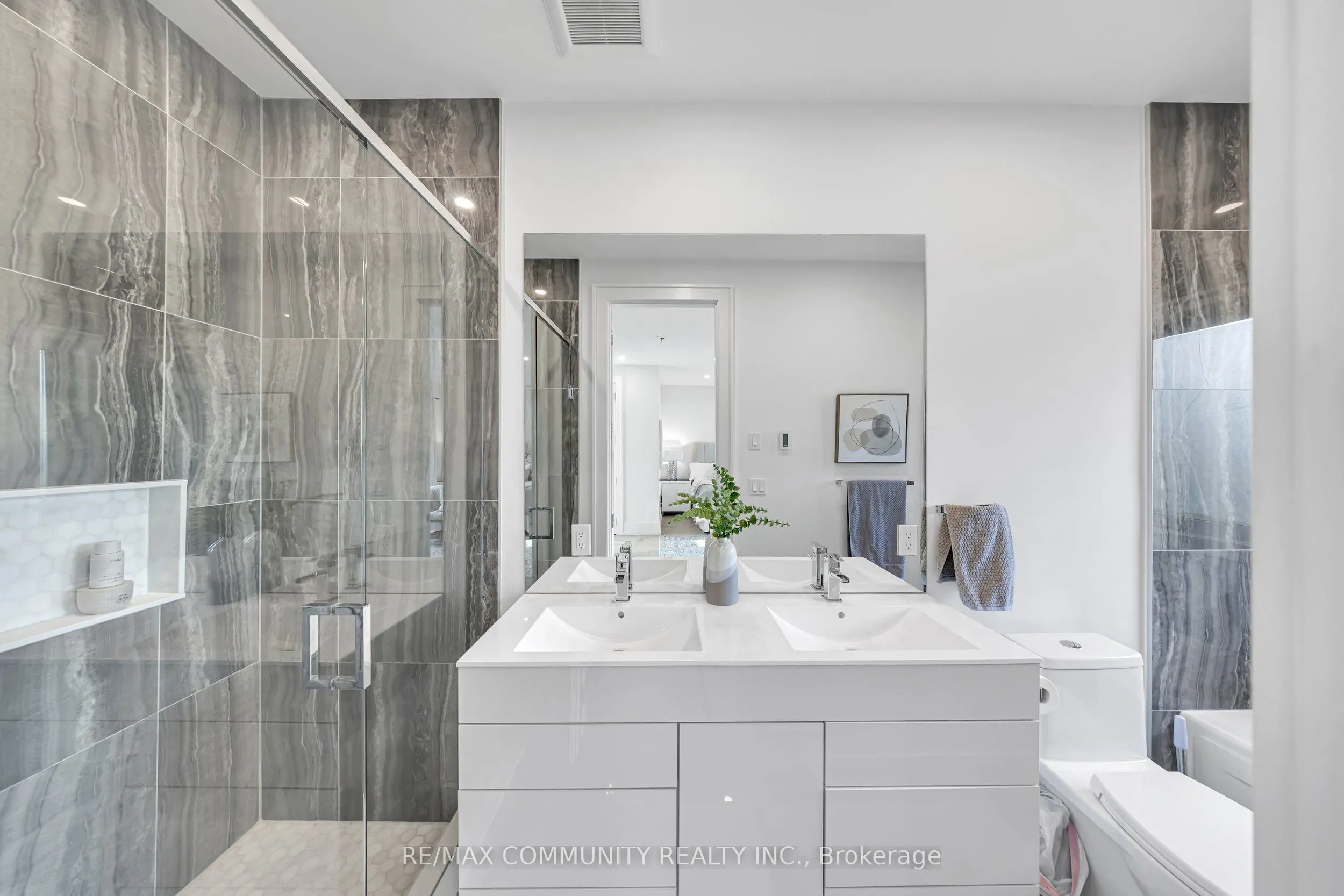 7 Derwyn Road