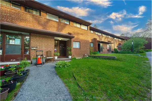 773 Military Trail