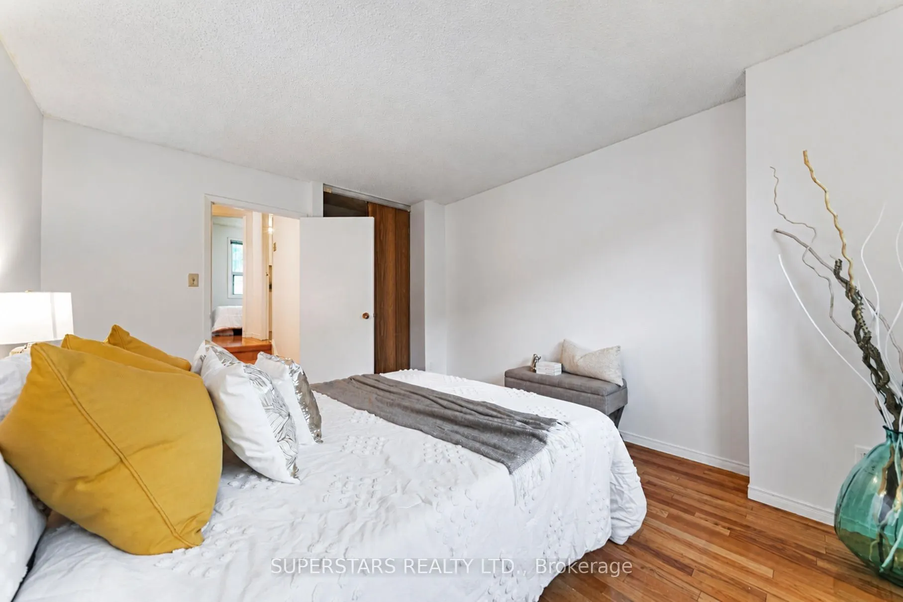 275 Broadview Avenue #10
