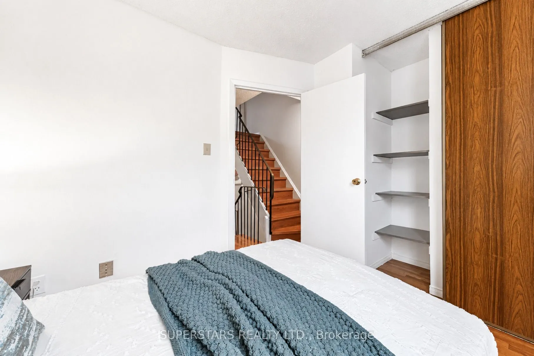 275 Broadview Avenue #10