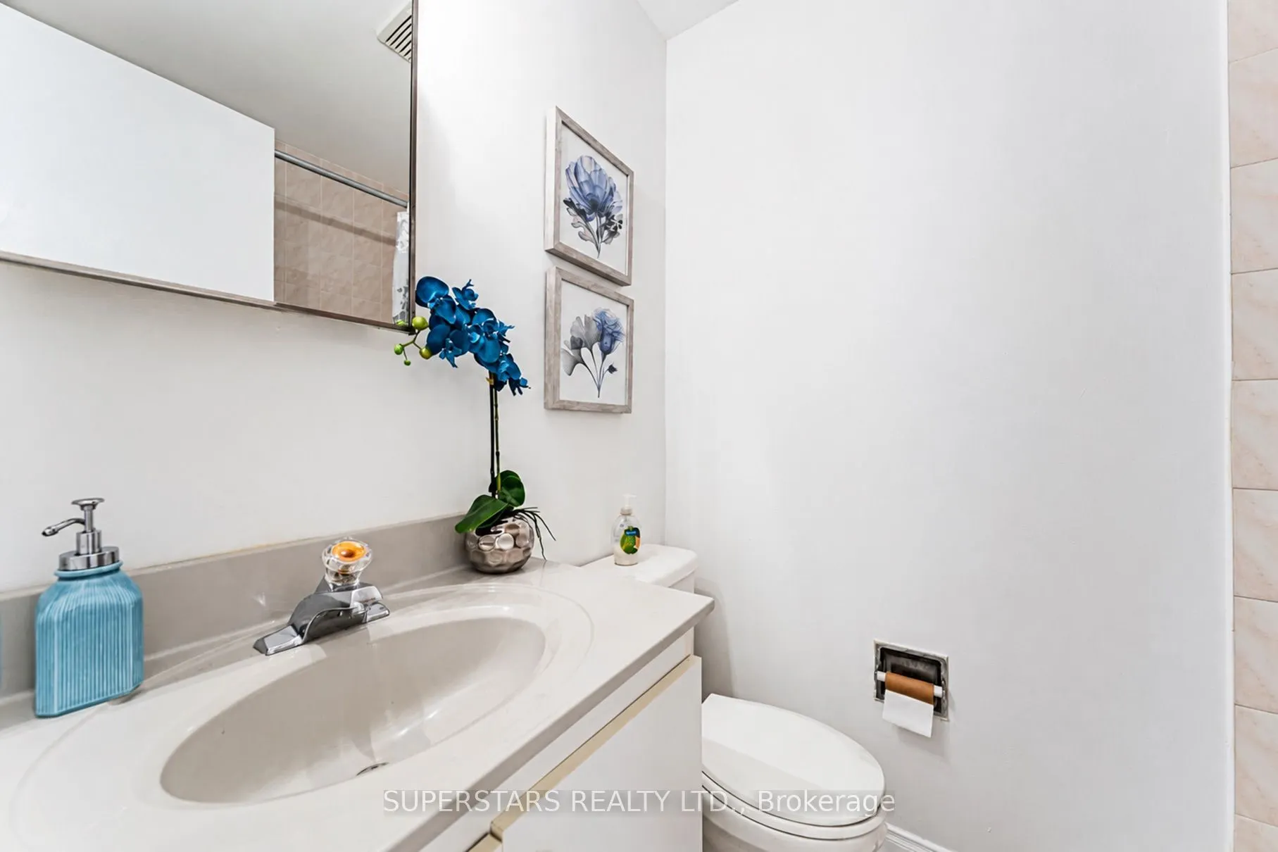 275 Broadview Avenue #10