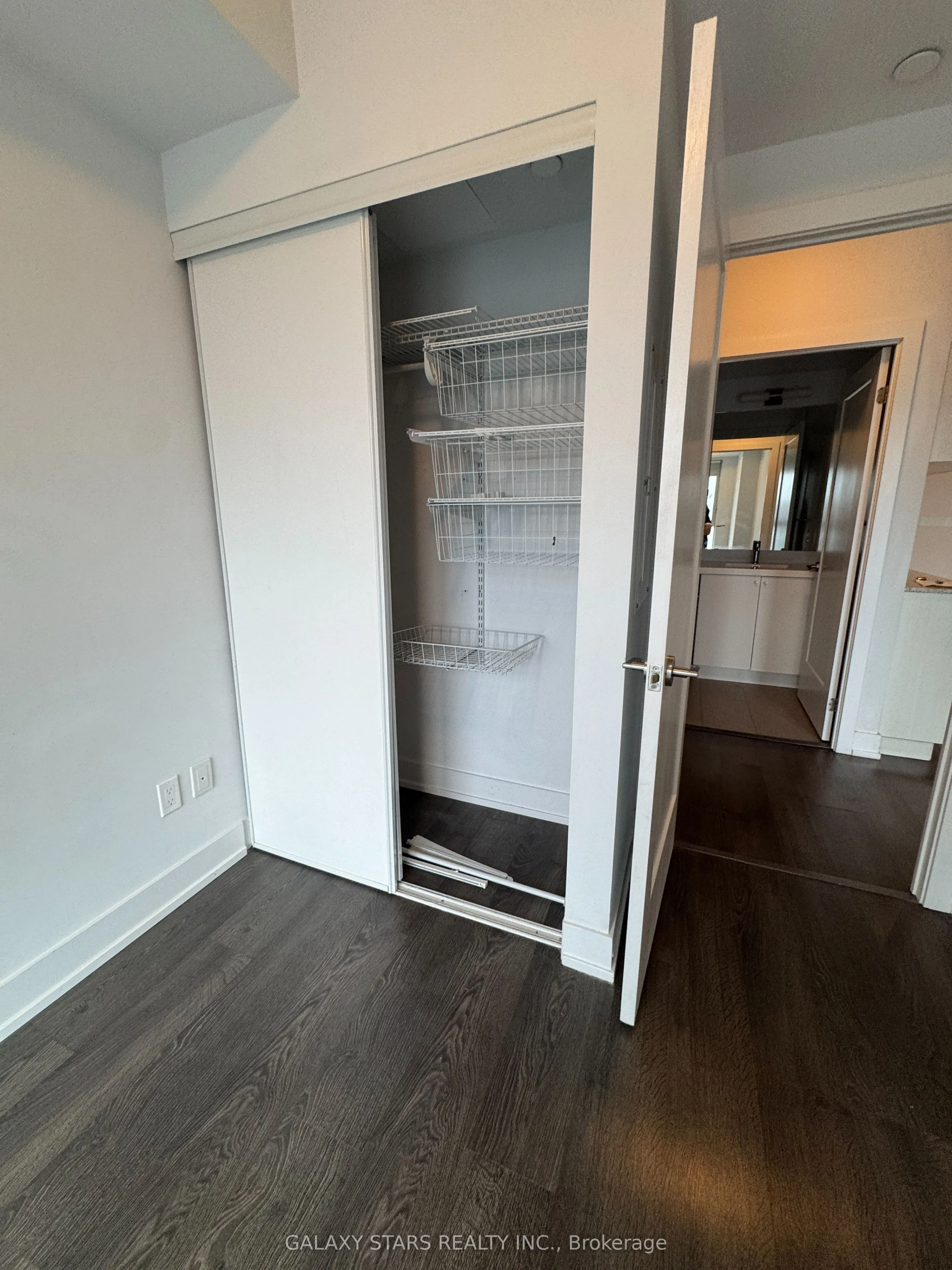 2550 Simcoe Street N #318