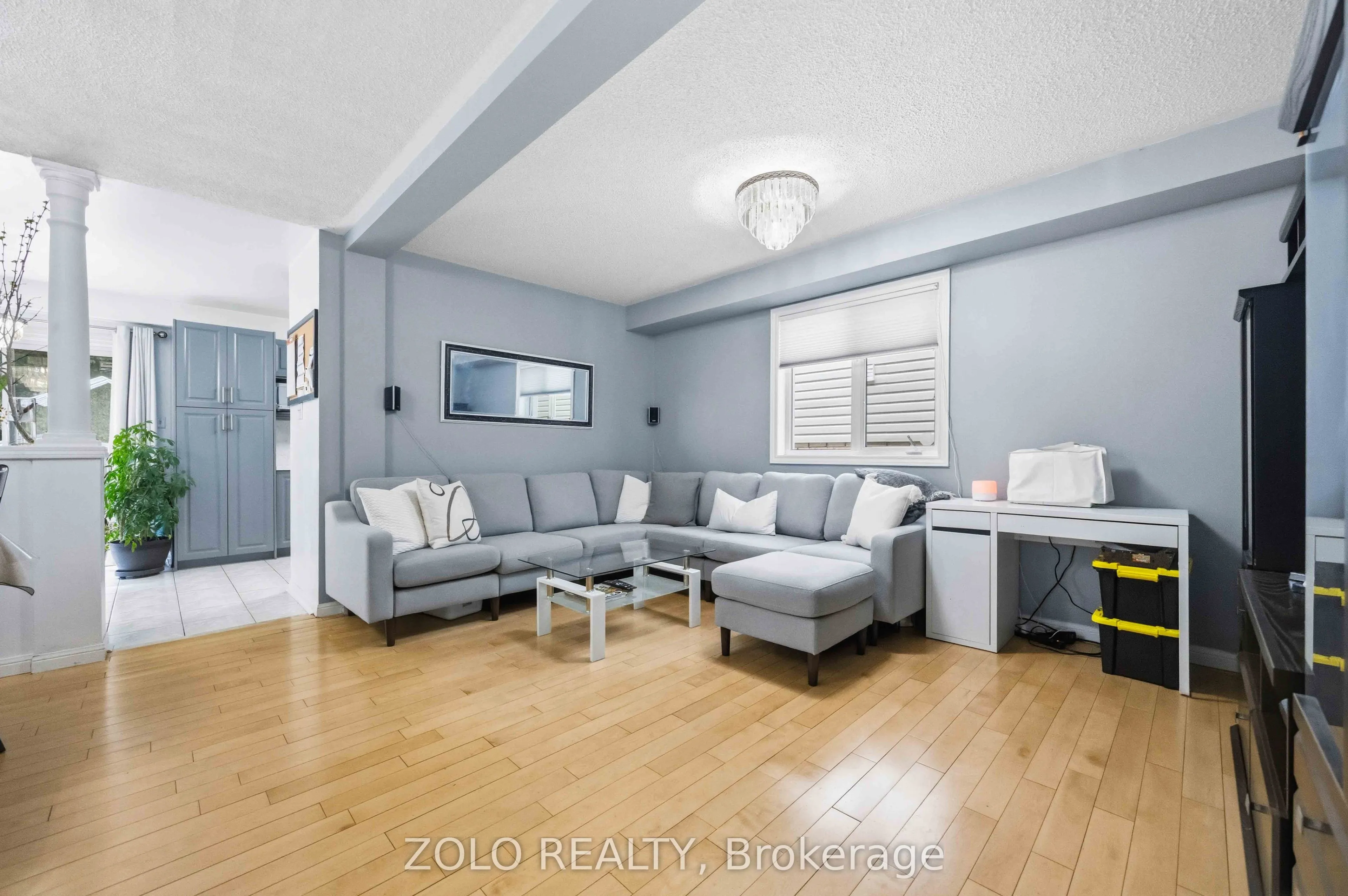 82 Piperbrook Crescent
