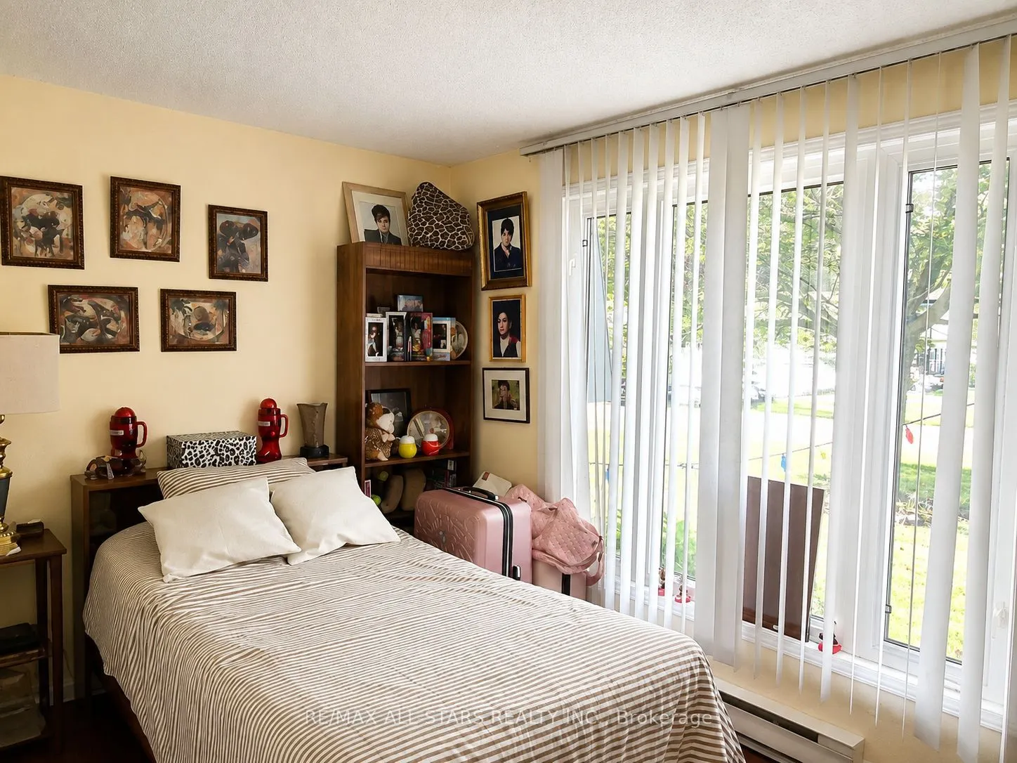17 Pineridge Court