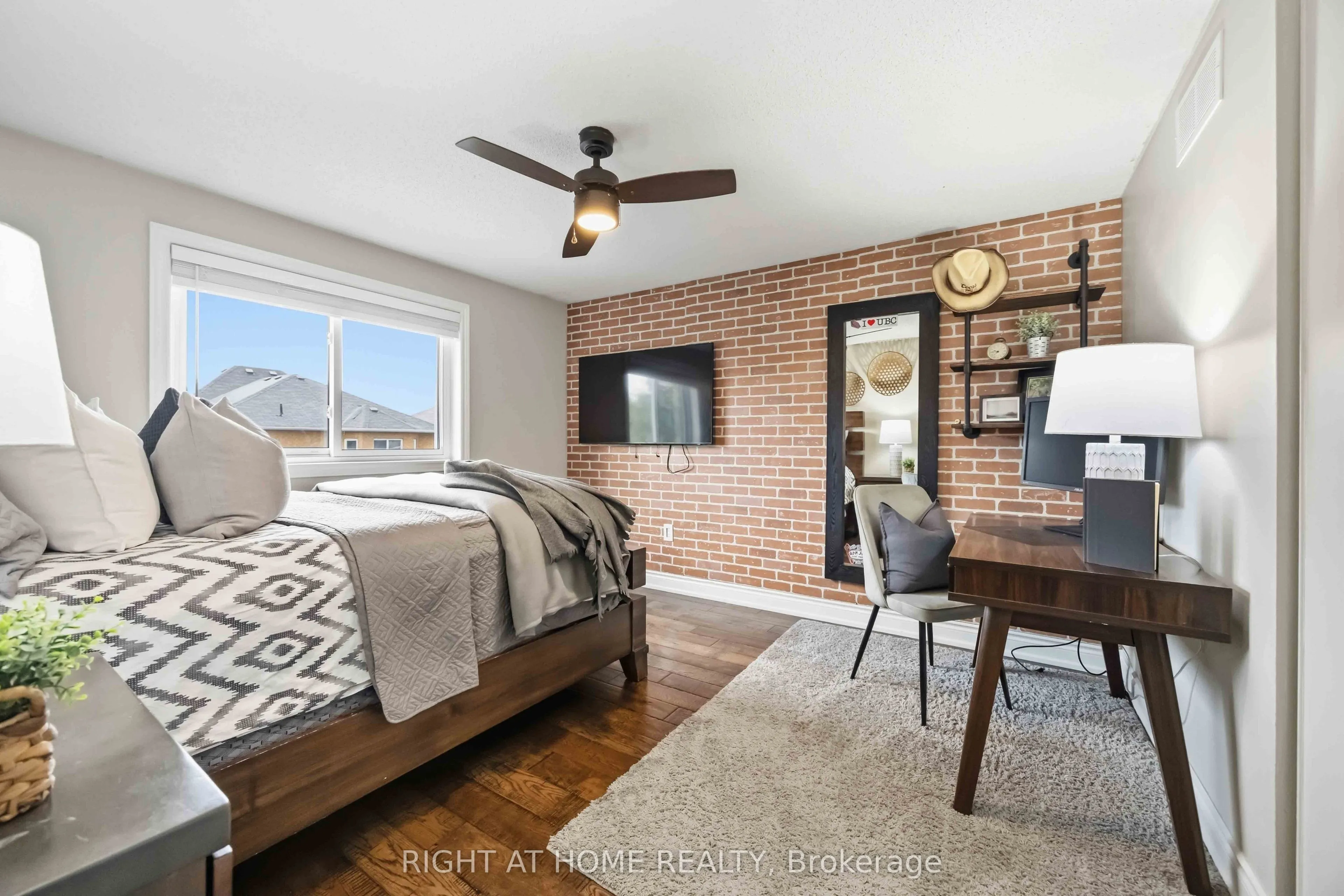 57 Morning Glory Crescent