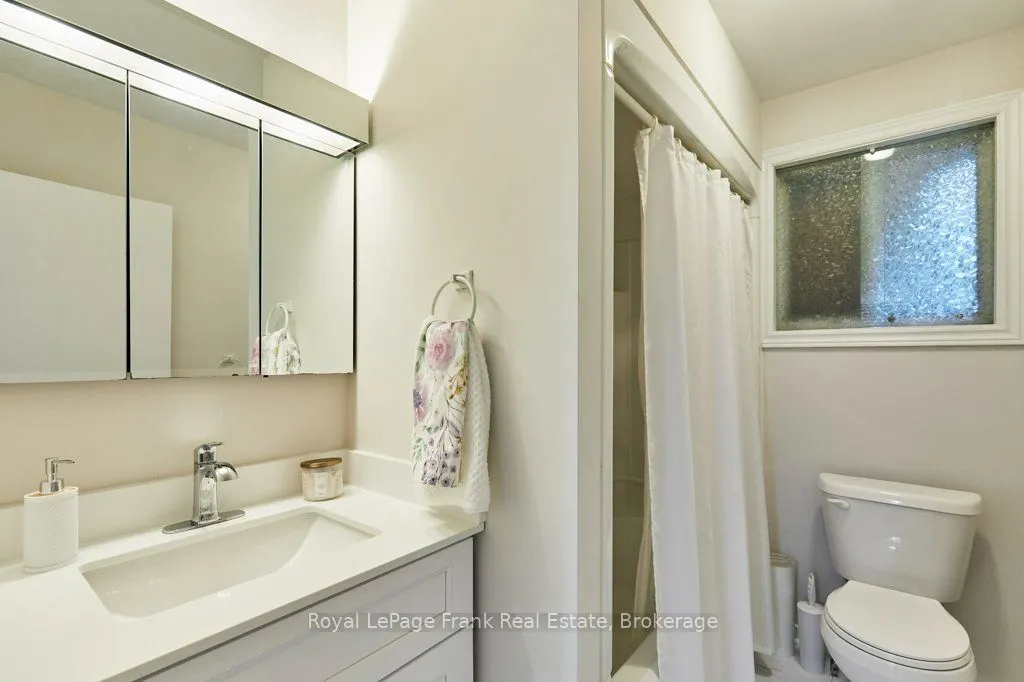 15111 Simcoe Street