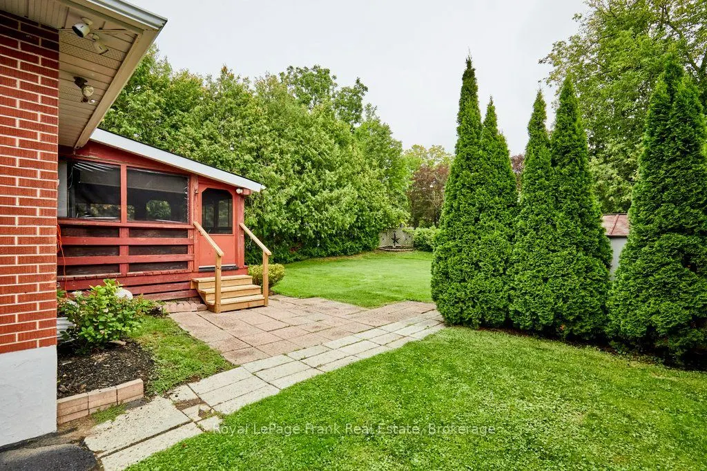 15111 Simcoe Street
