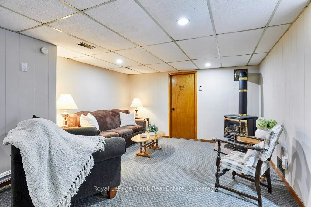 15111 Simcoe Street