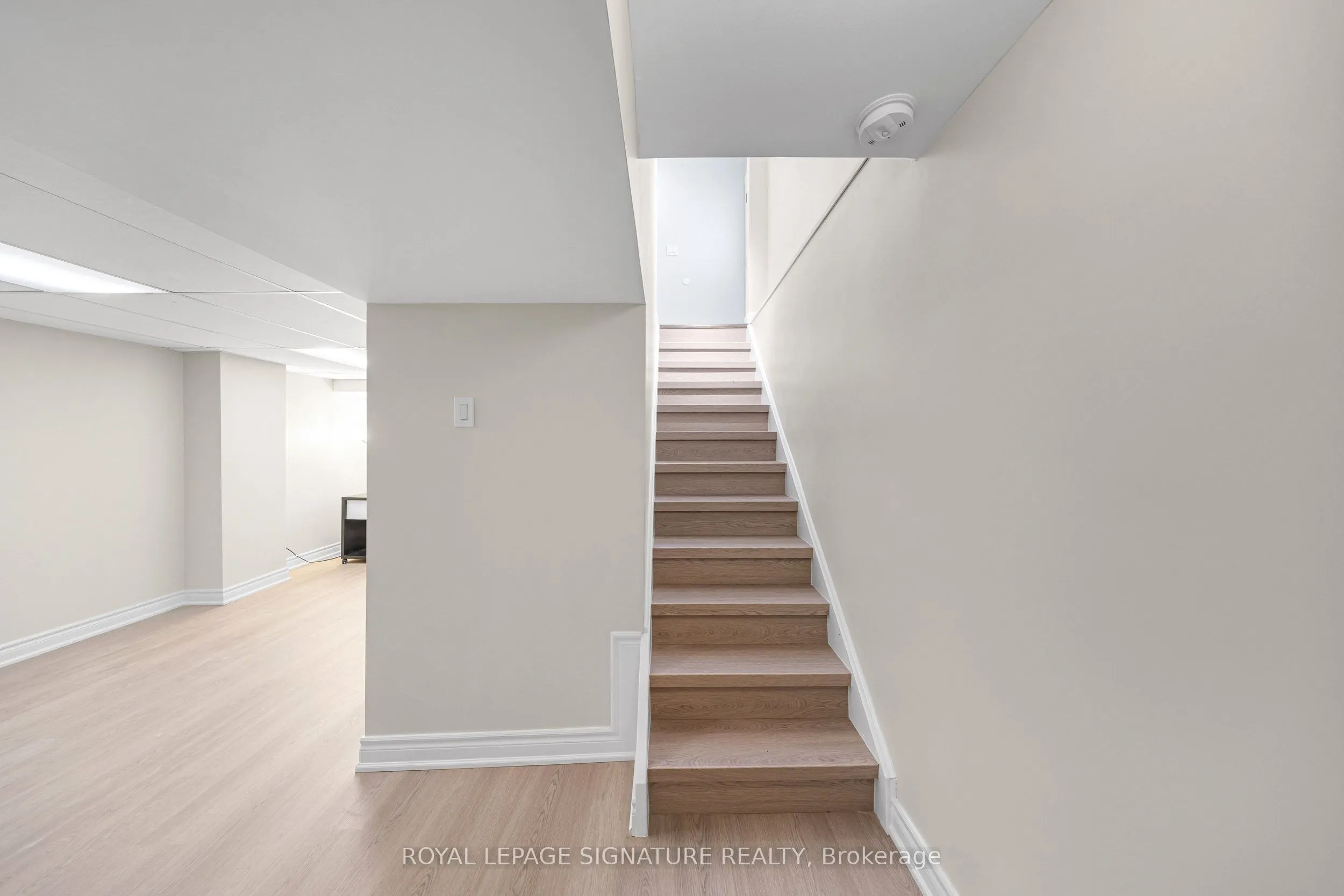 53 Banner Crescent