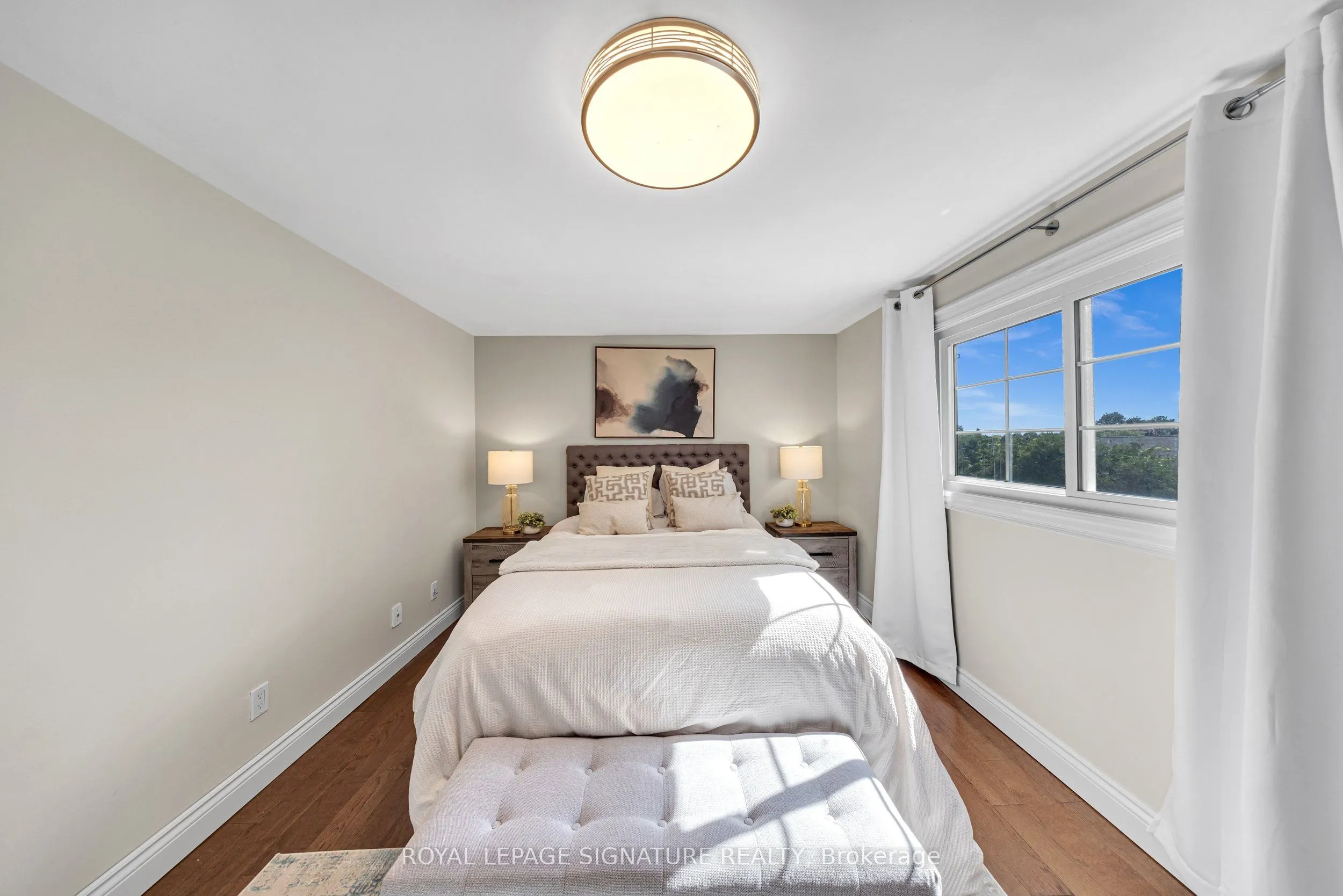 53 Banner Crescent