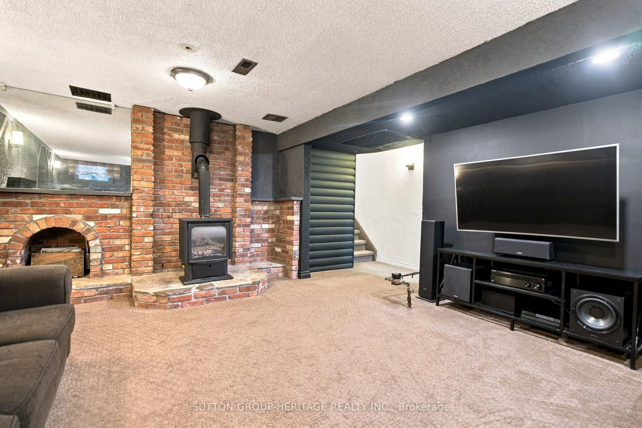 843 Carnation Court