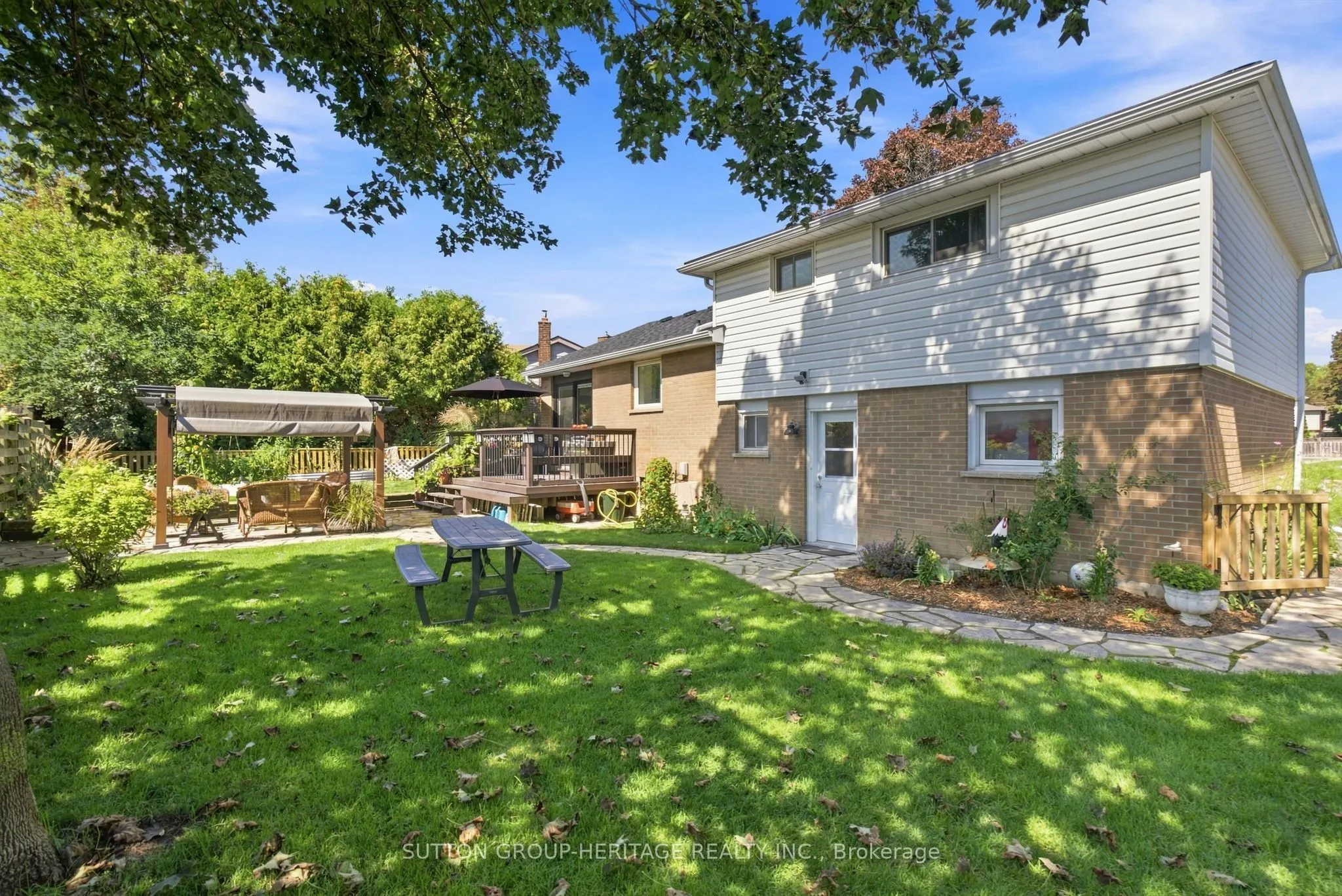 843 Carnation Court