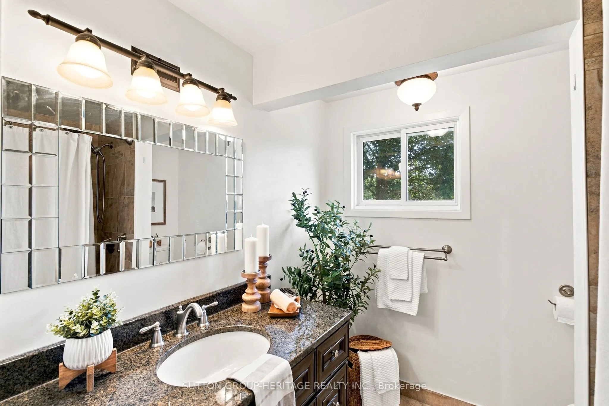 843 Carnation Court