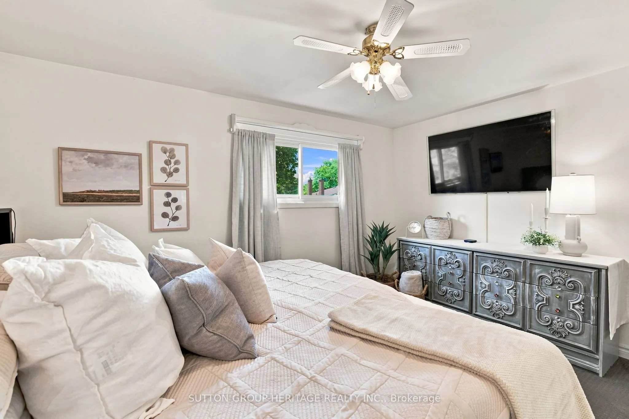 843 Carnation Court