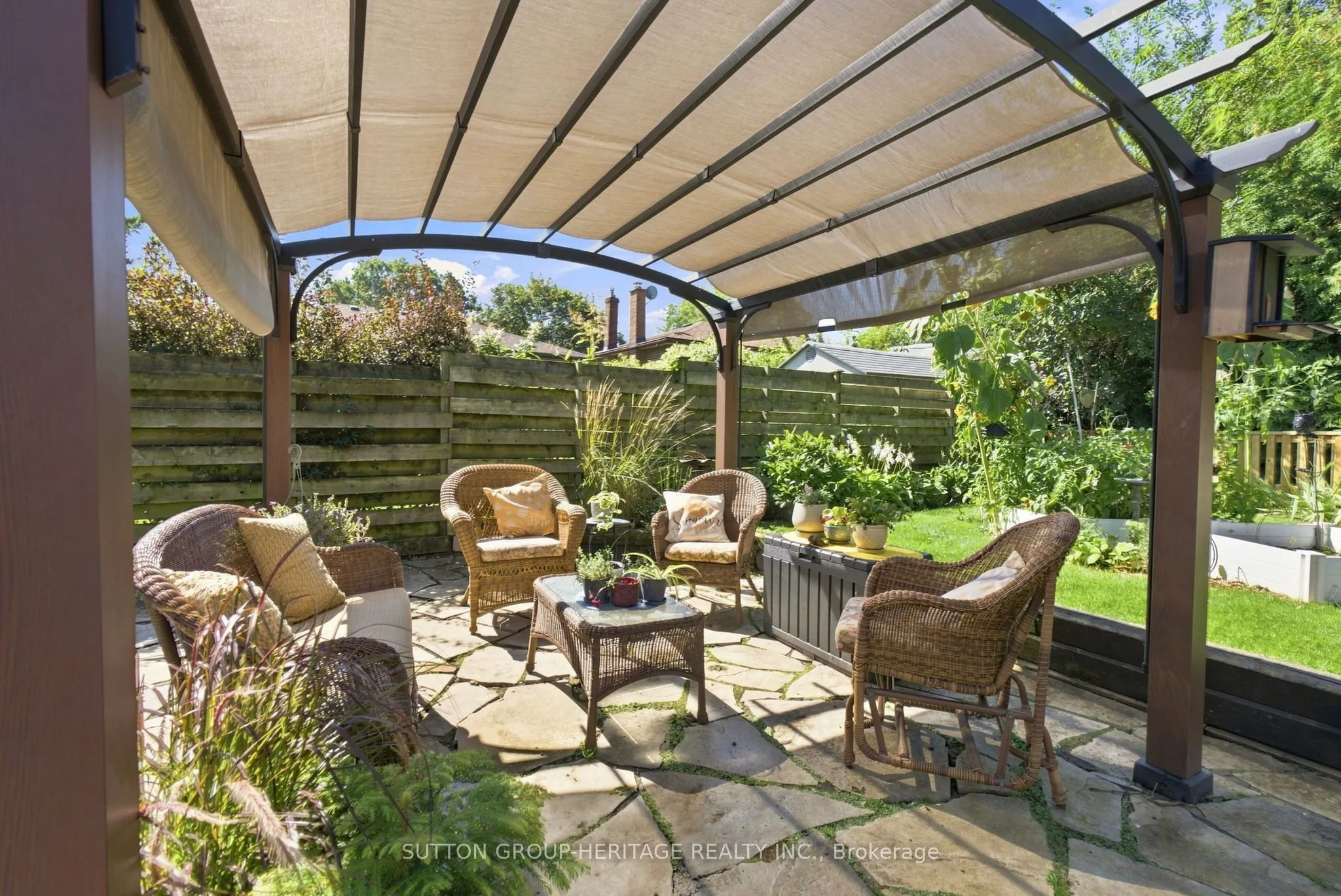 843 Carnation Court