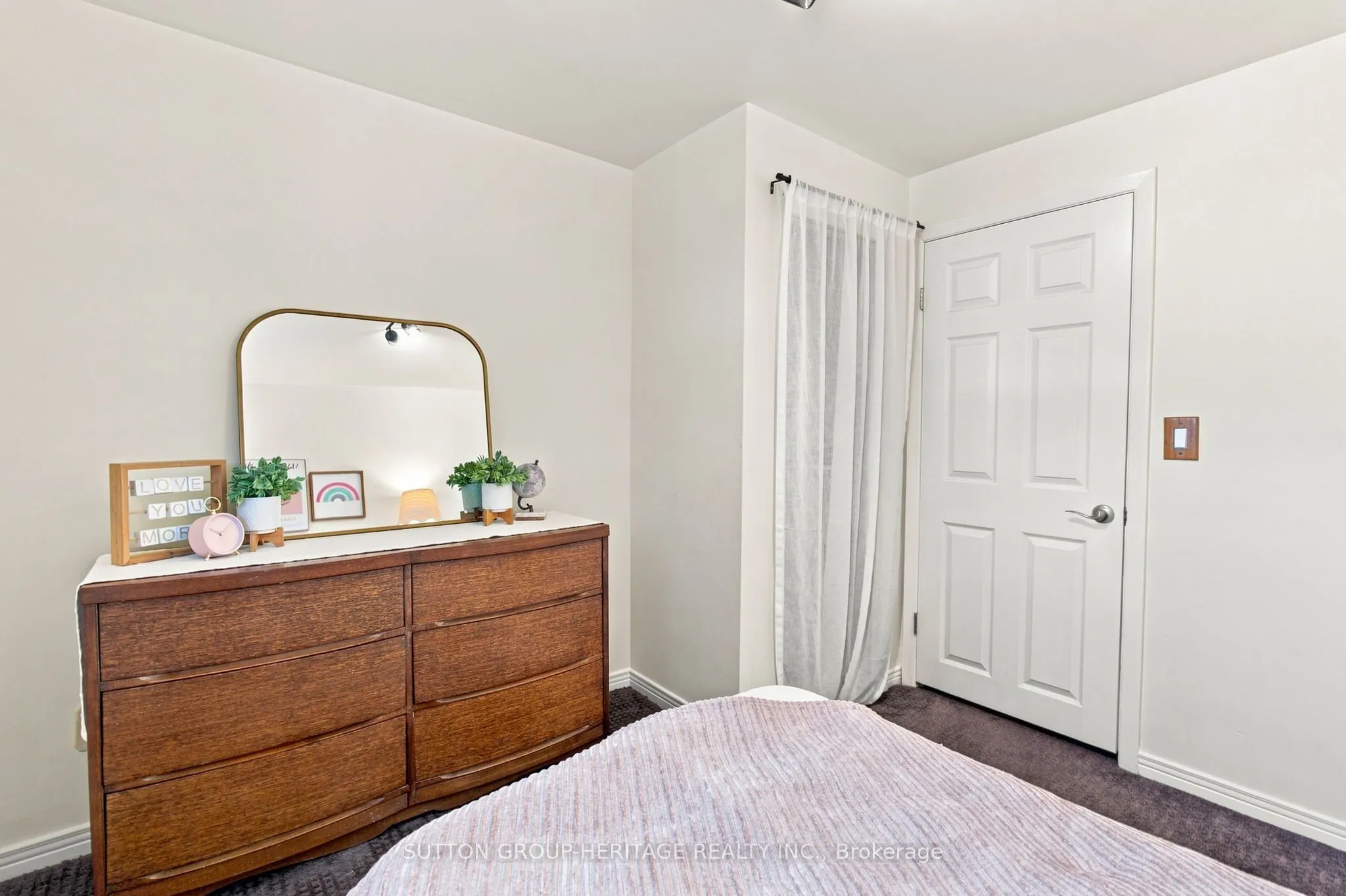 843 Carnation Court