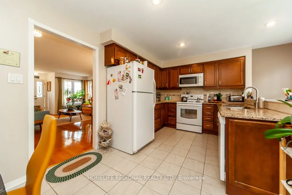 20 Rosemarie Crescent