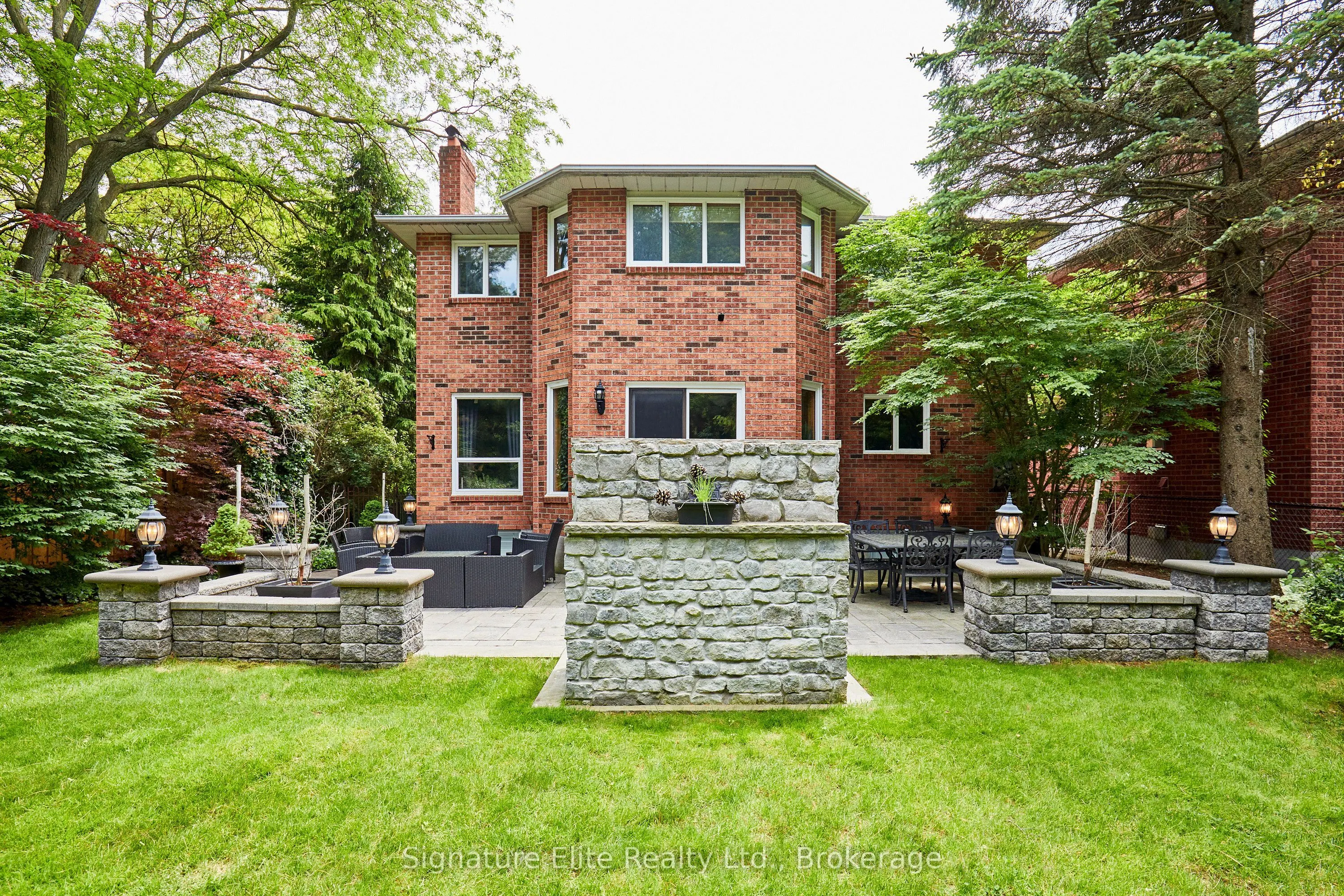 4 Camor Court