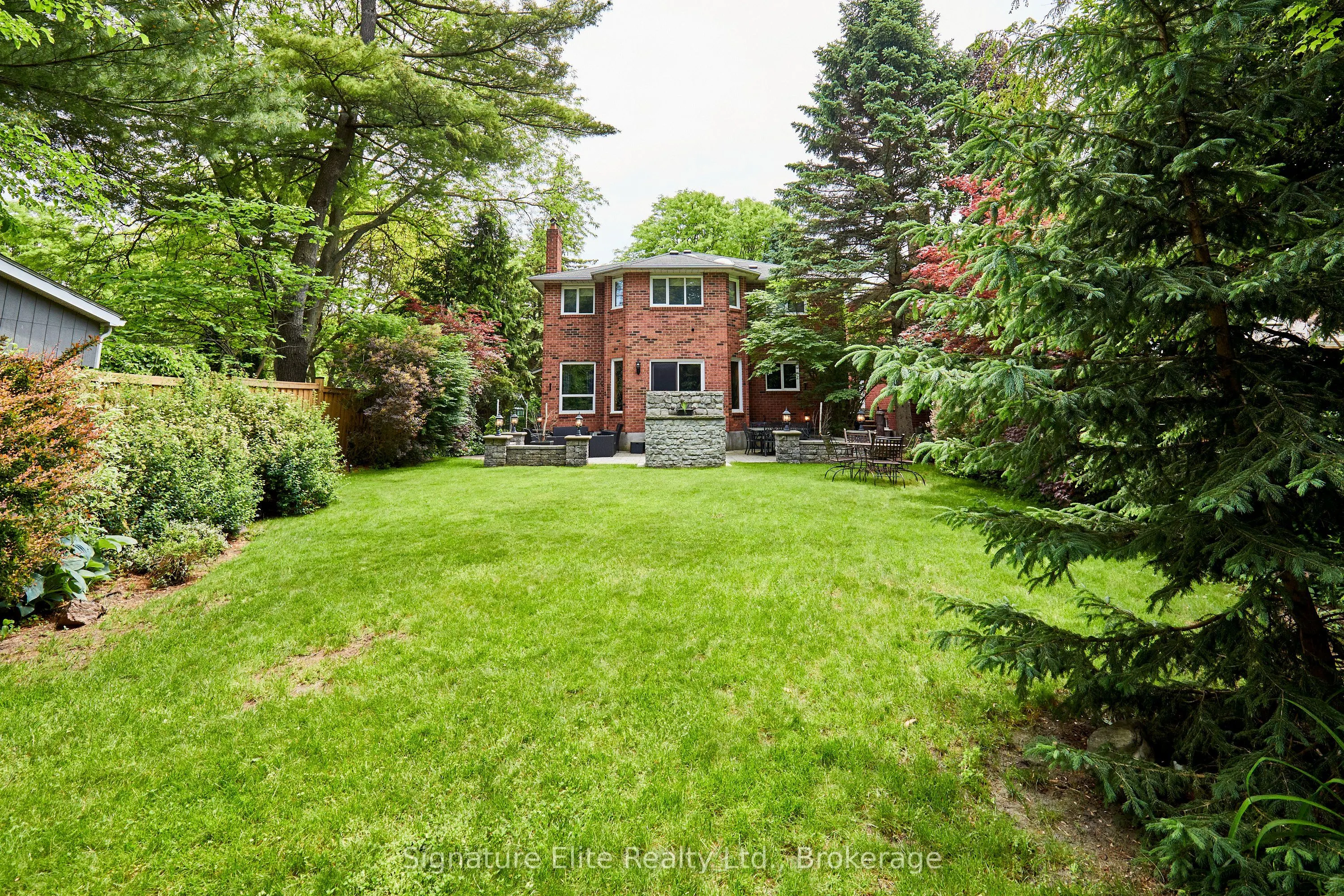 4 Camor Court