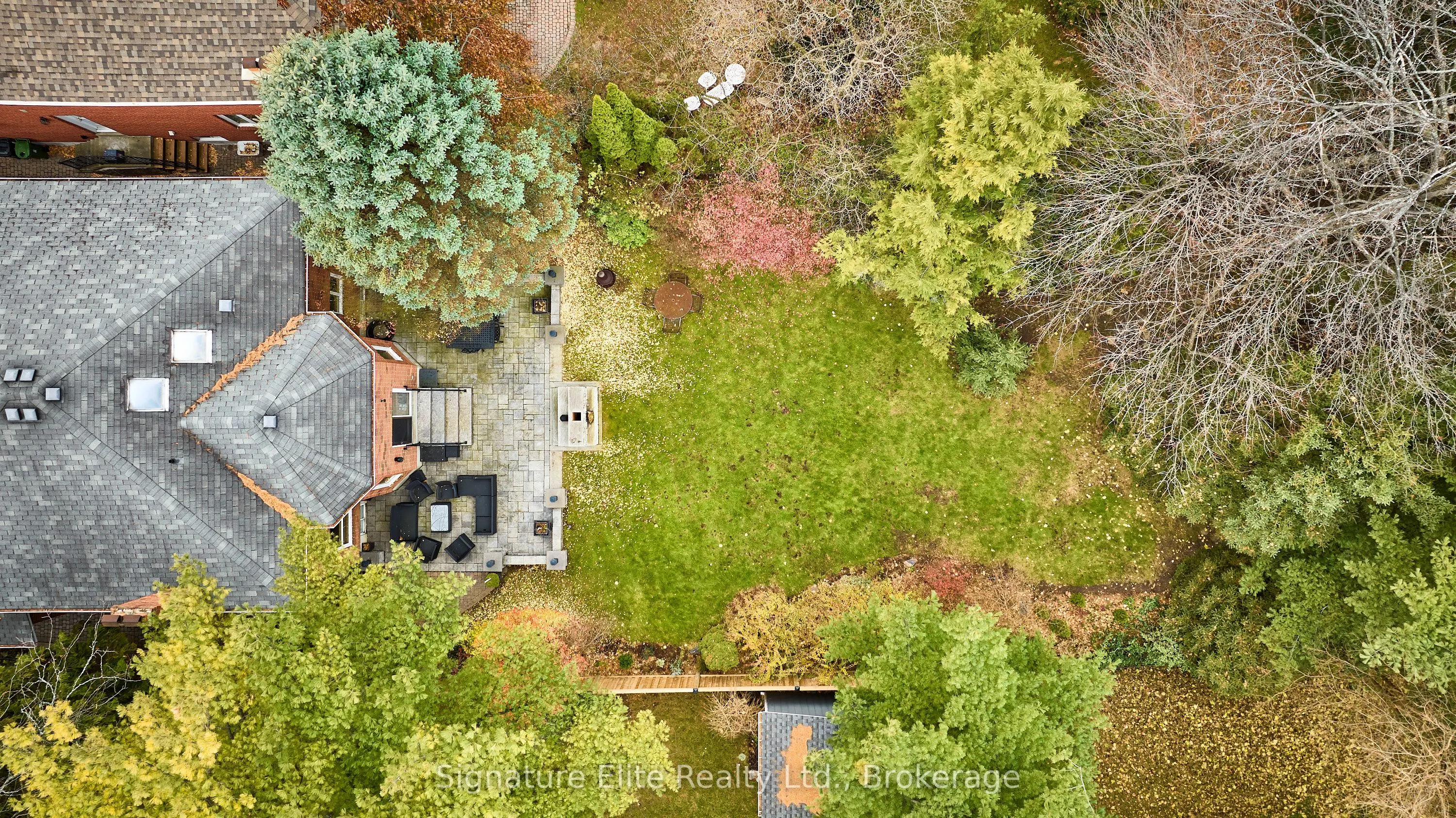 4 Camor Court