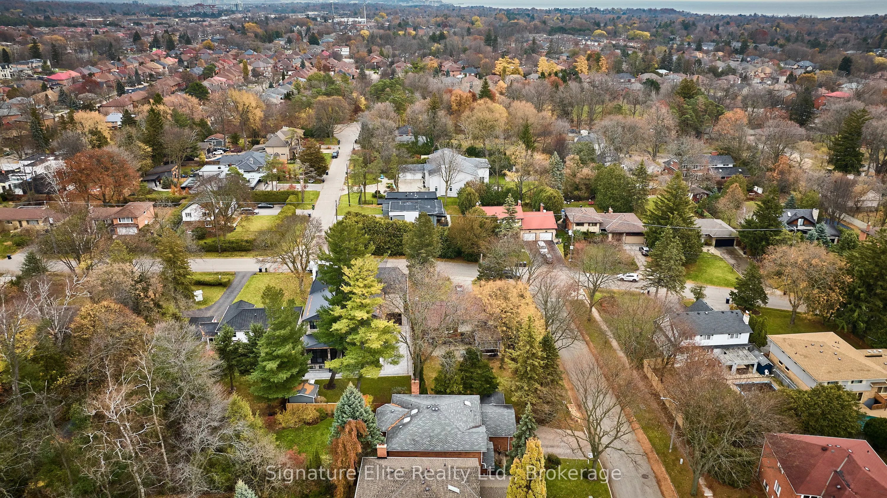 4 Camor Court