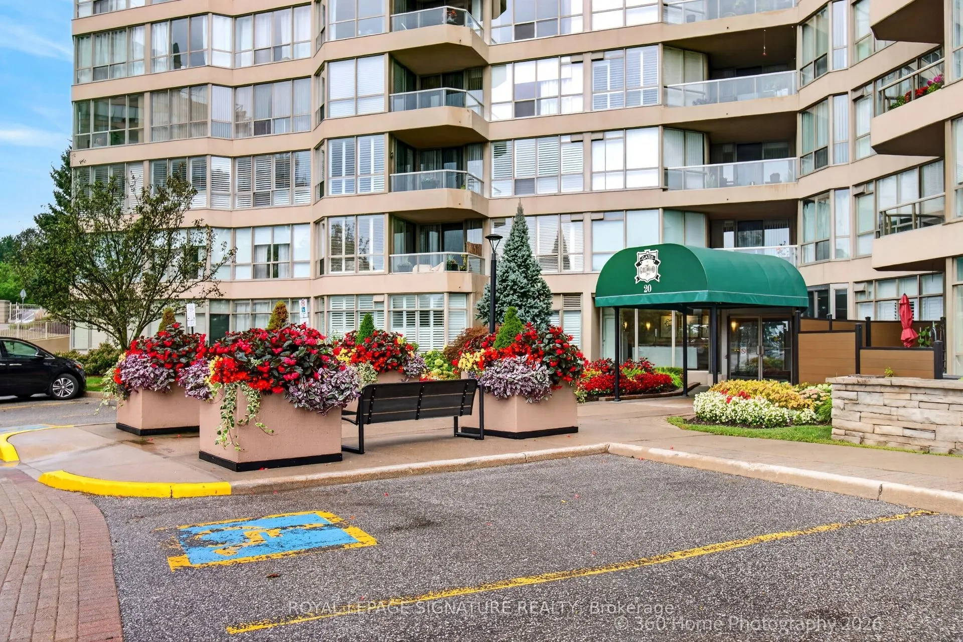 20 Guildwood Parkway #801