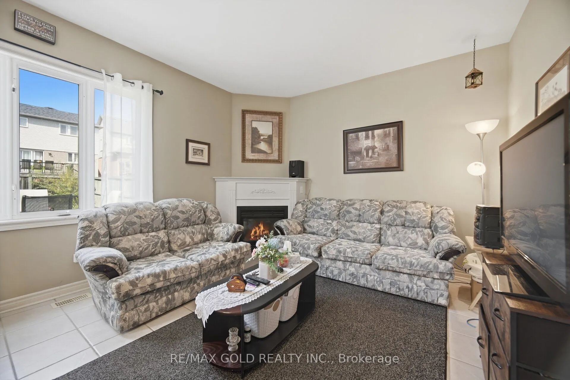 2 Sprucewood Crescent