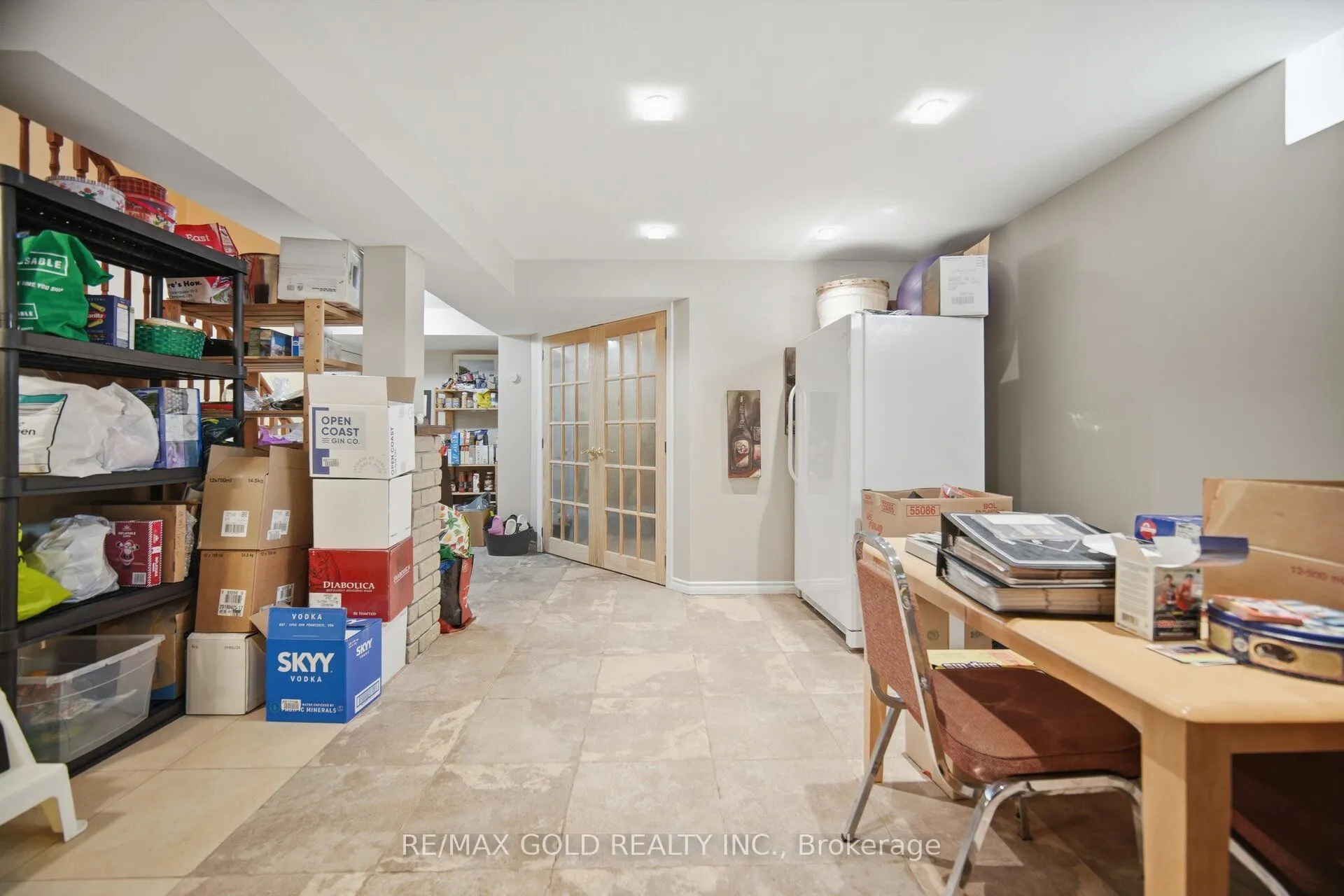 2 Sprucewood Crescent