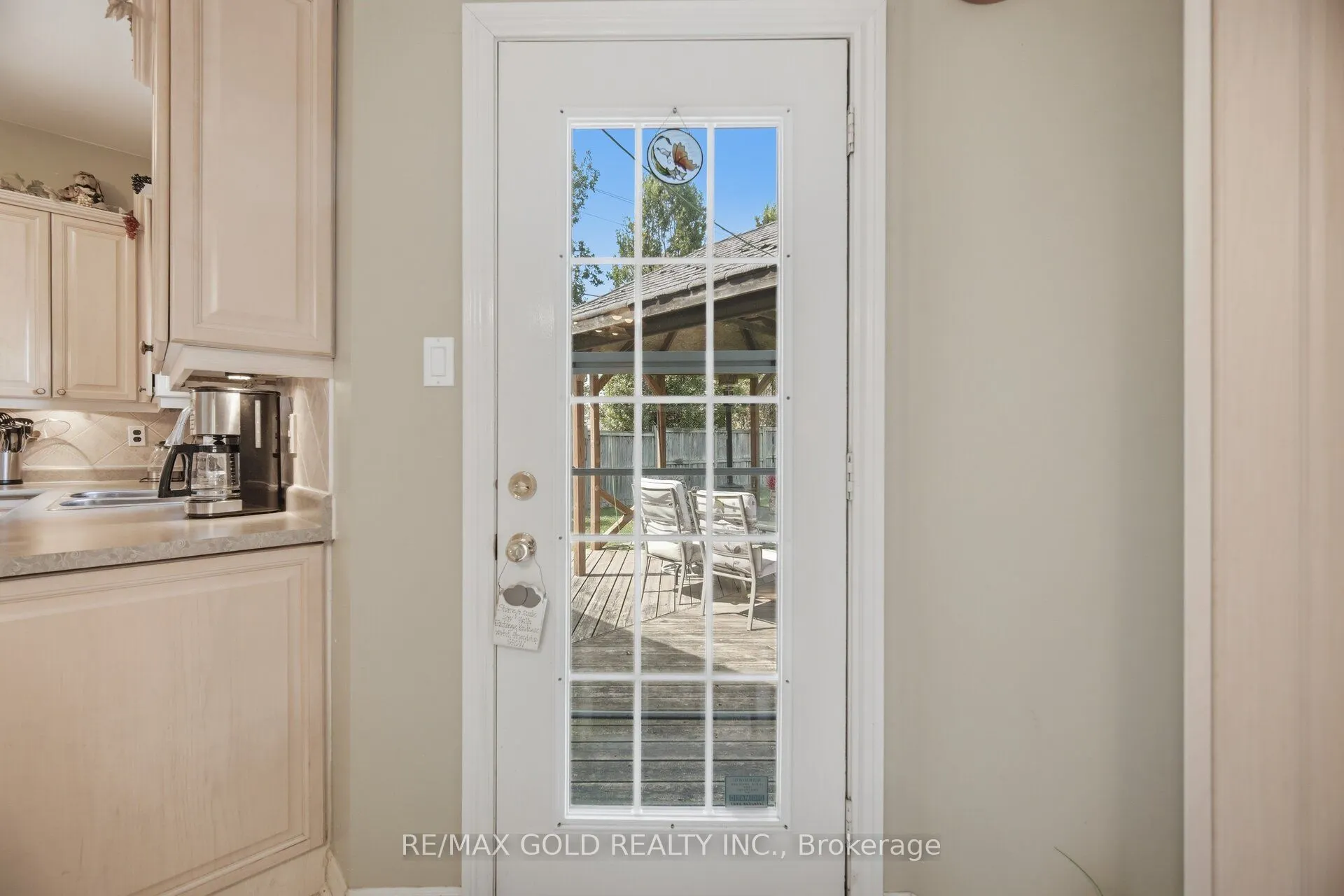 2 Sprucewood Crescent