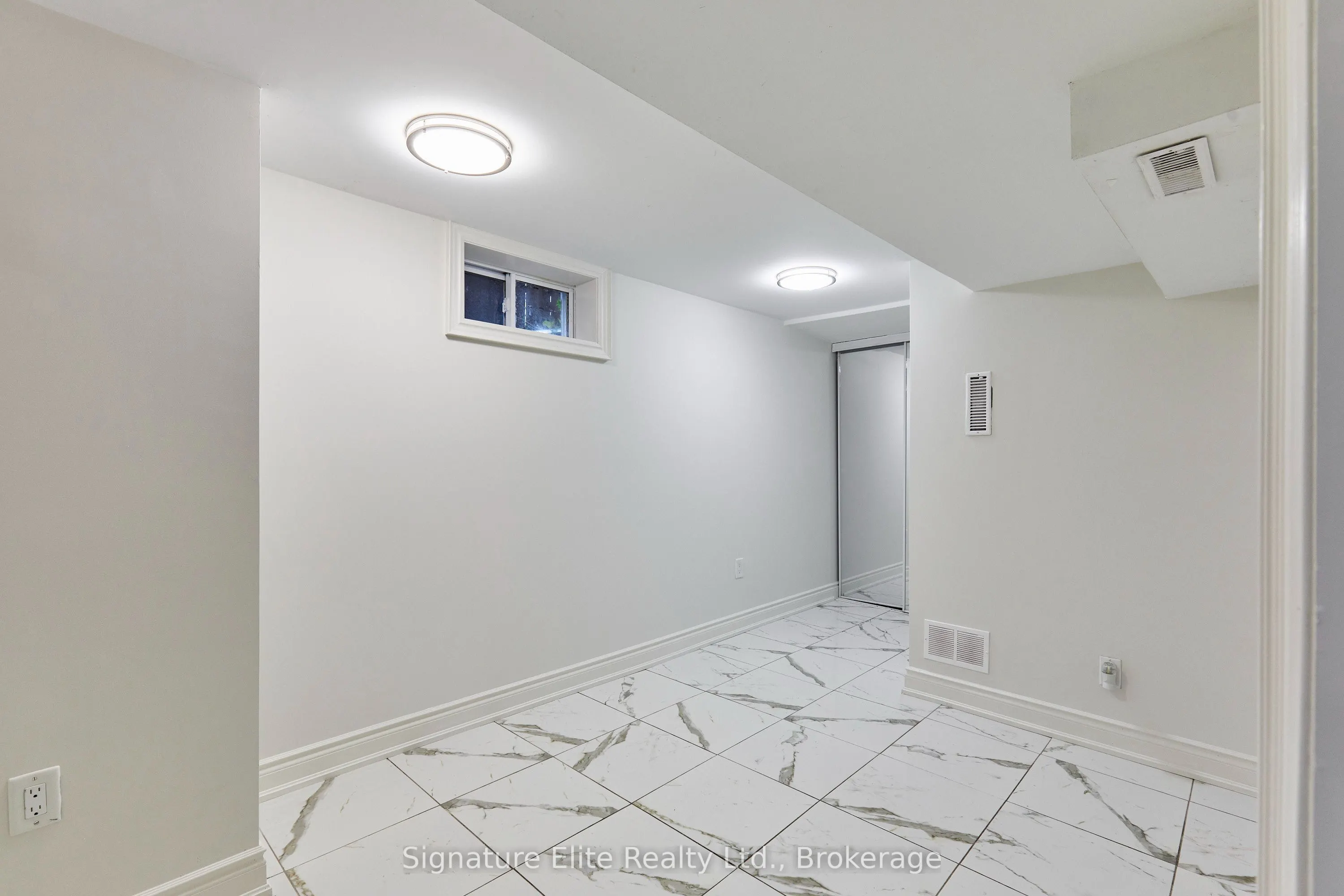 37 Tarsus Crescent #Bsmt
