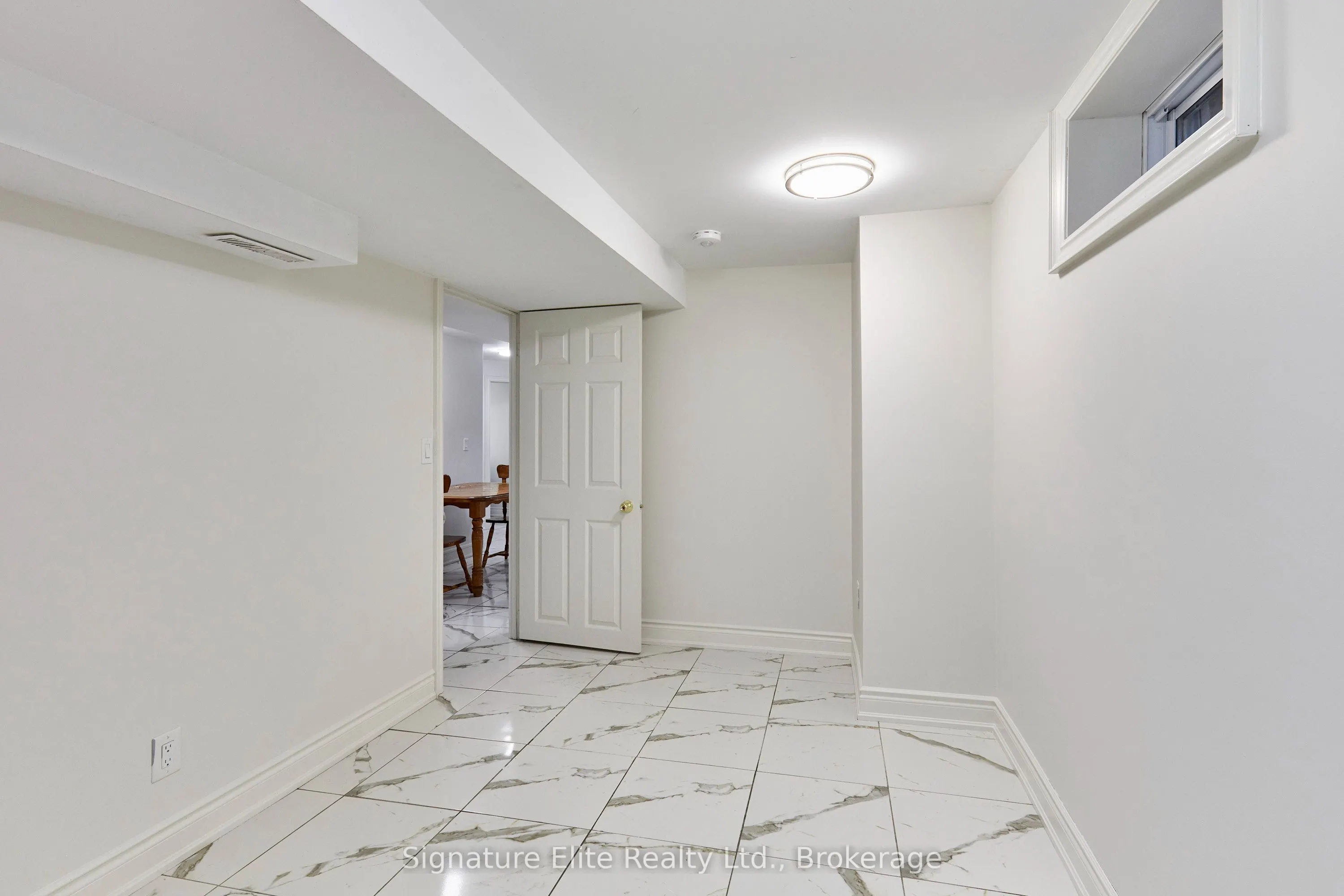 37 Tarsus Crescent #Bsmt