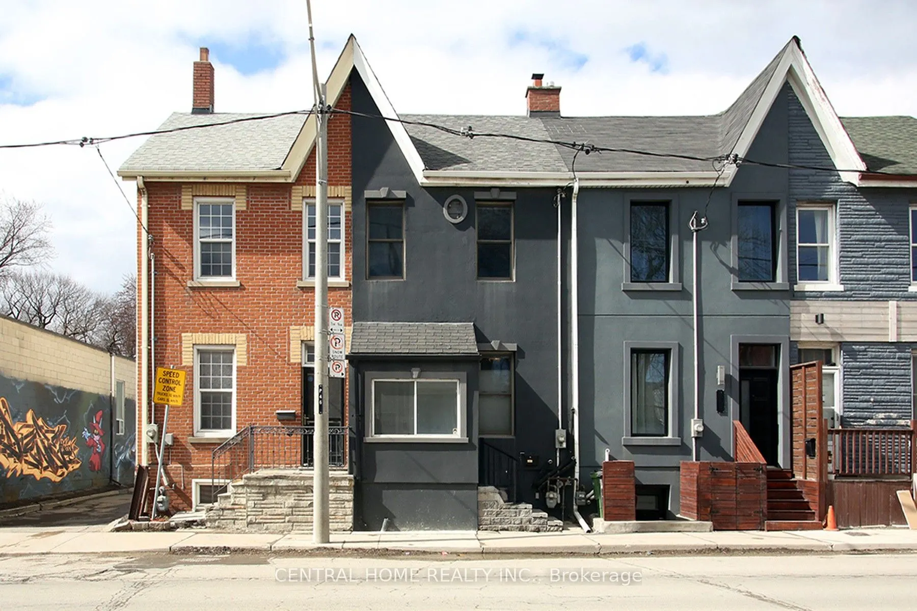 106 Carlaw Avenue