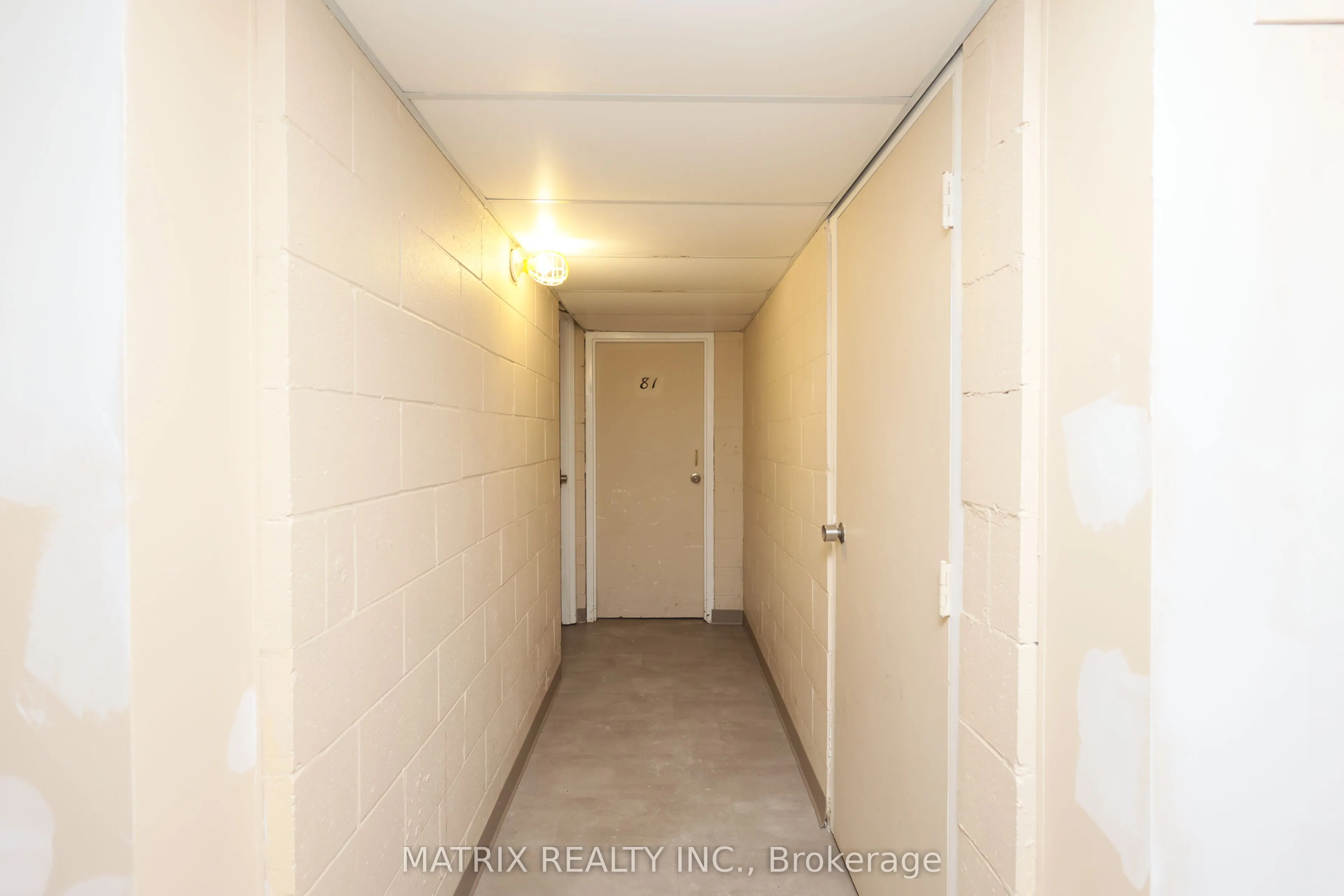 53 Taunton Road E #81