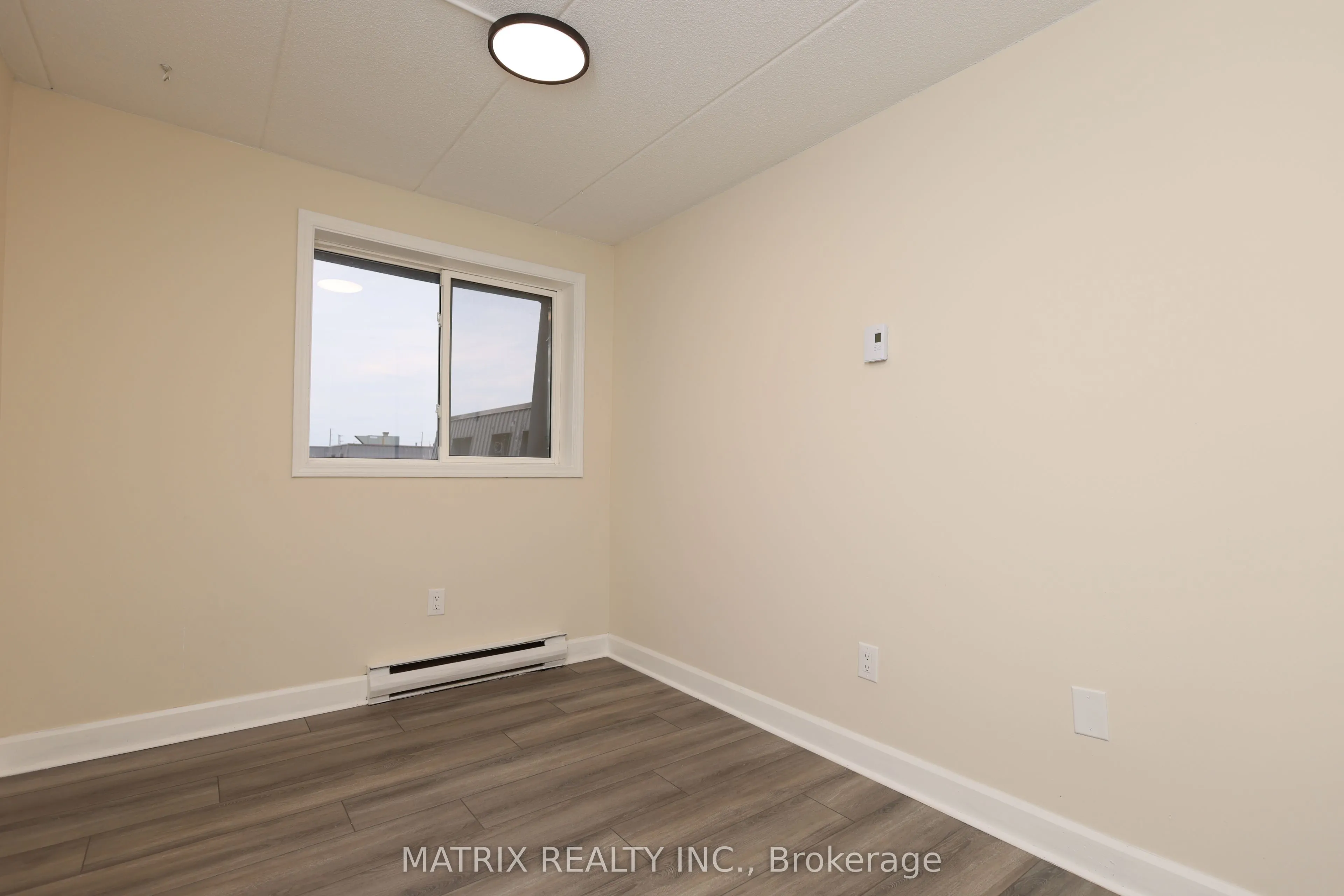53 Taunton Road E #81