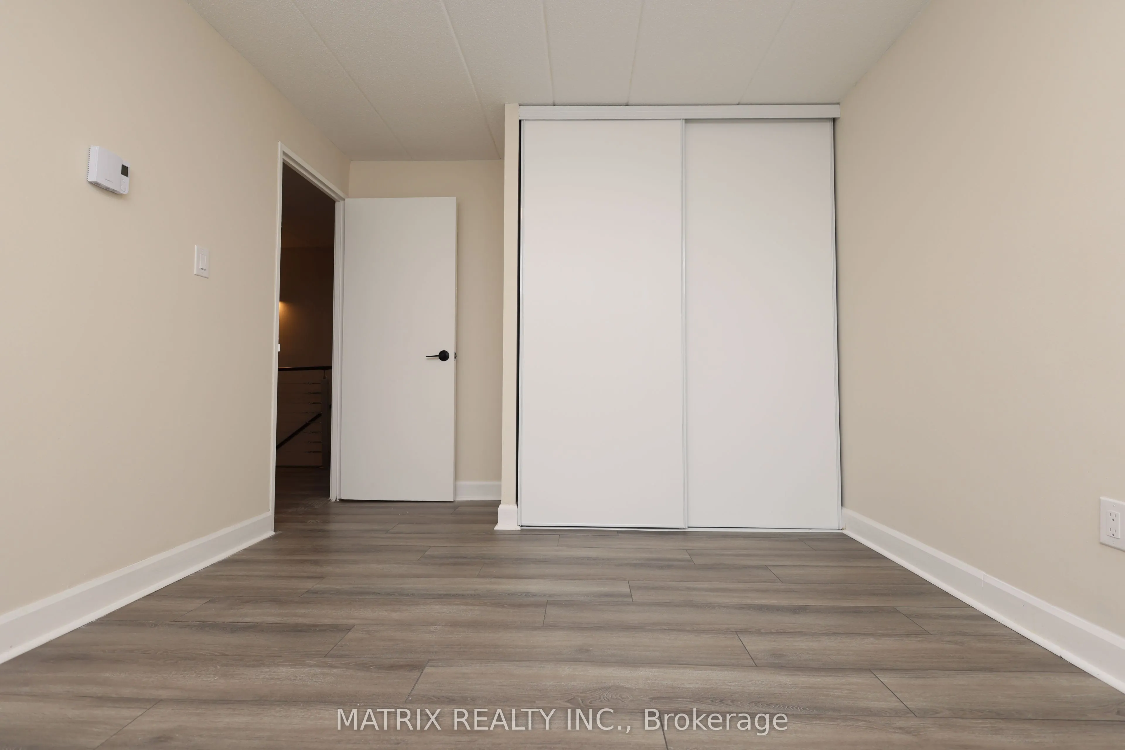 53 Taunton Road E #81