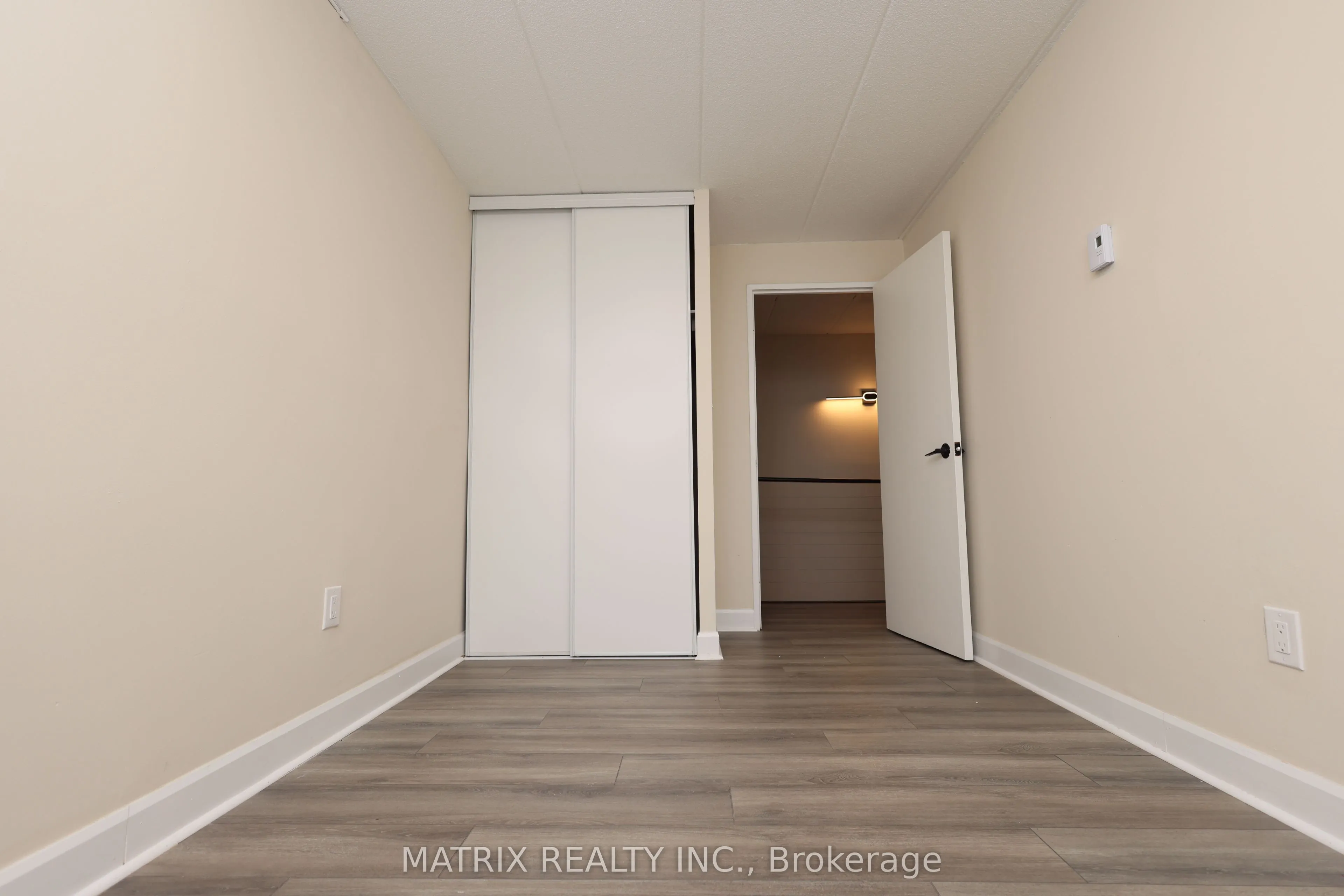 53 Taunton Road E #81