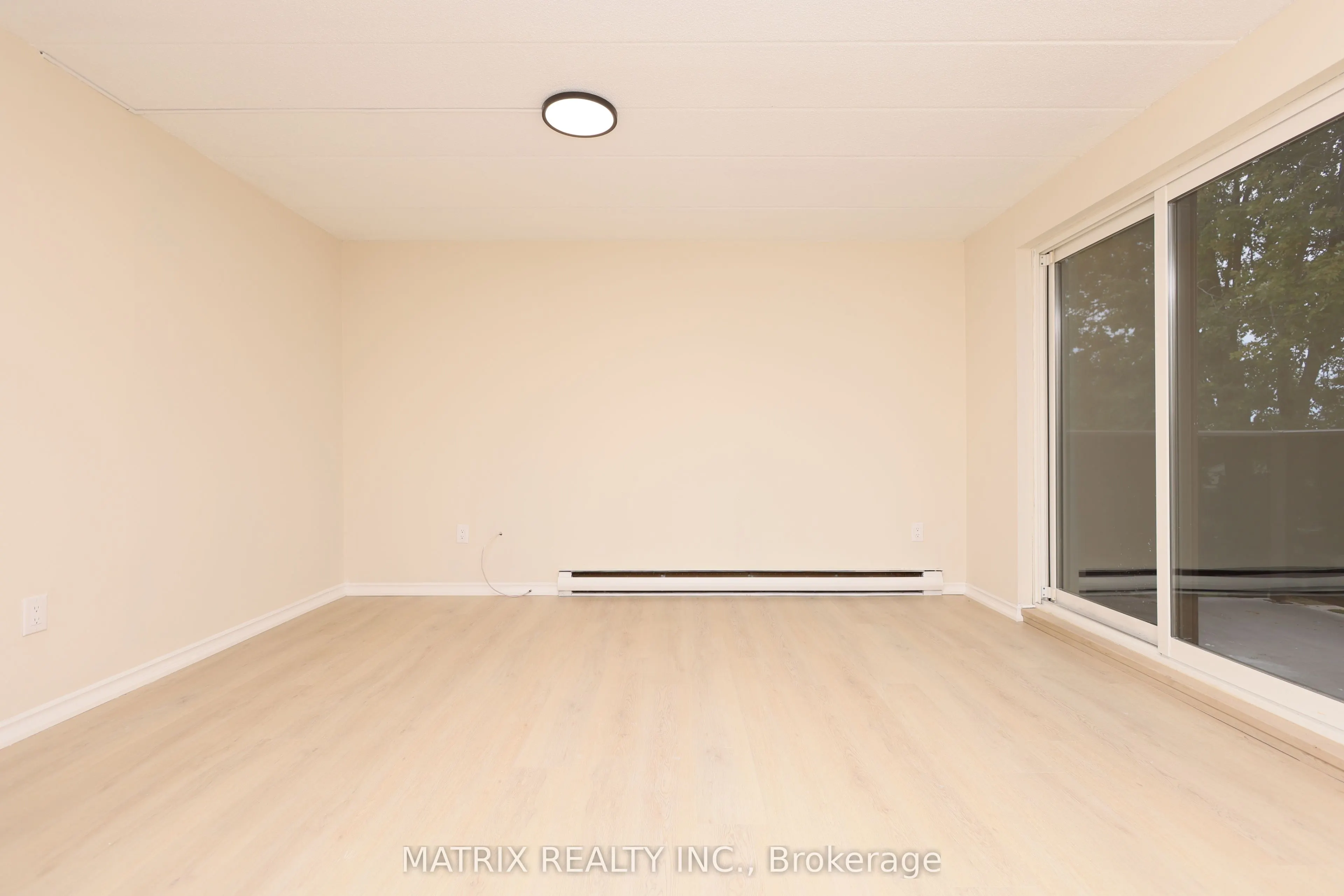 53 Taunton Road E #81