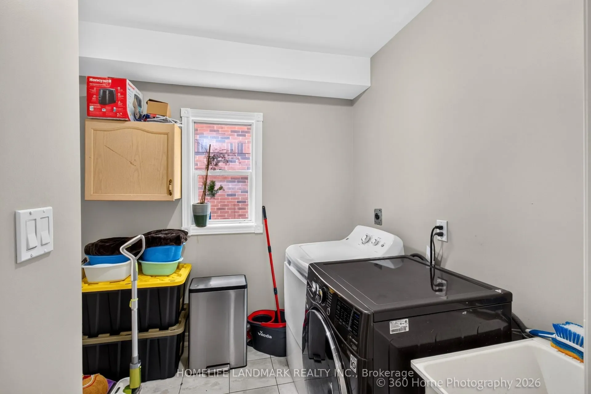 42 Blackfriar Avenue
