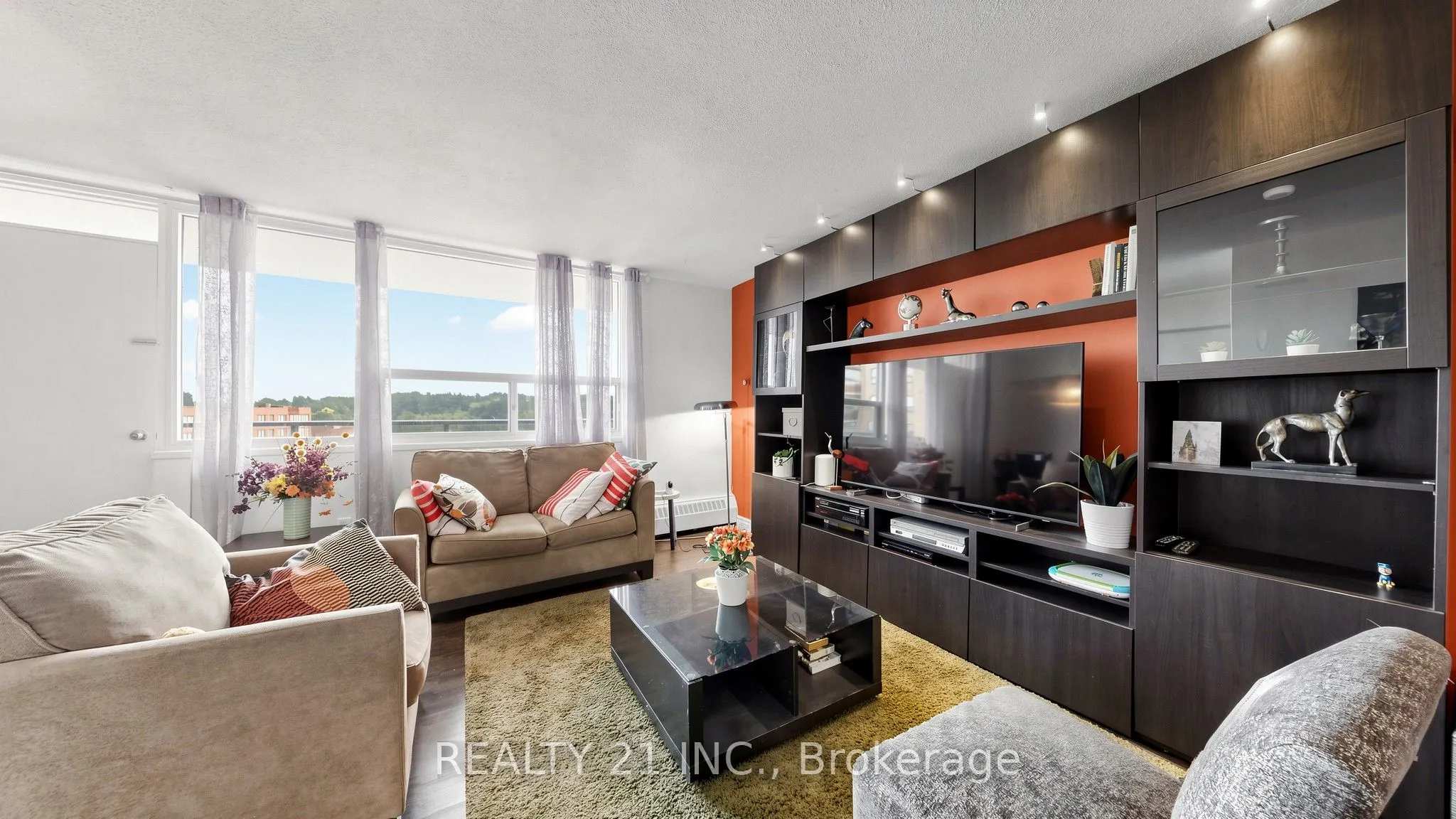 180 Markham Road #819