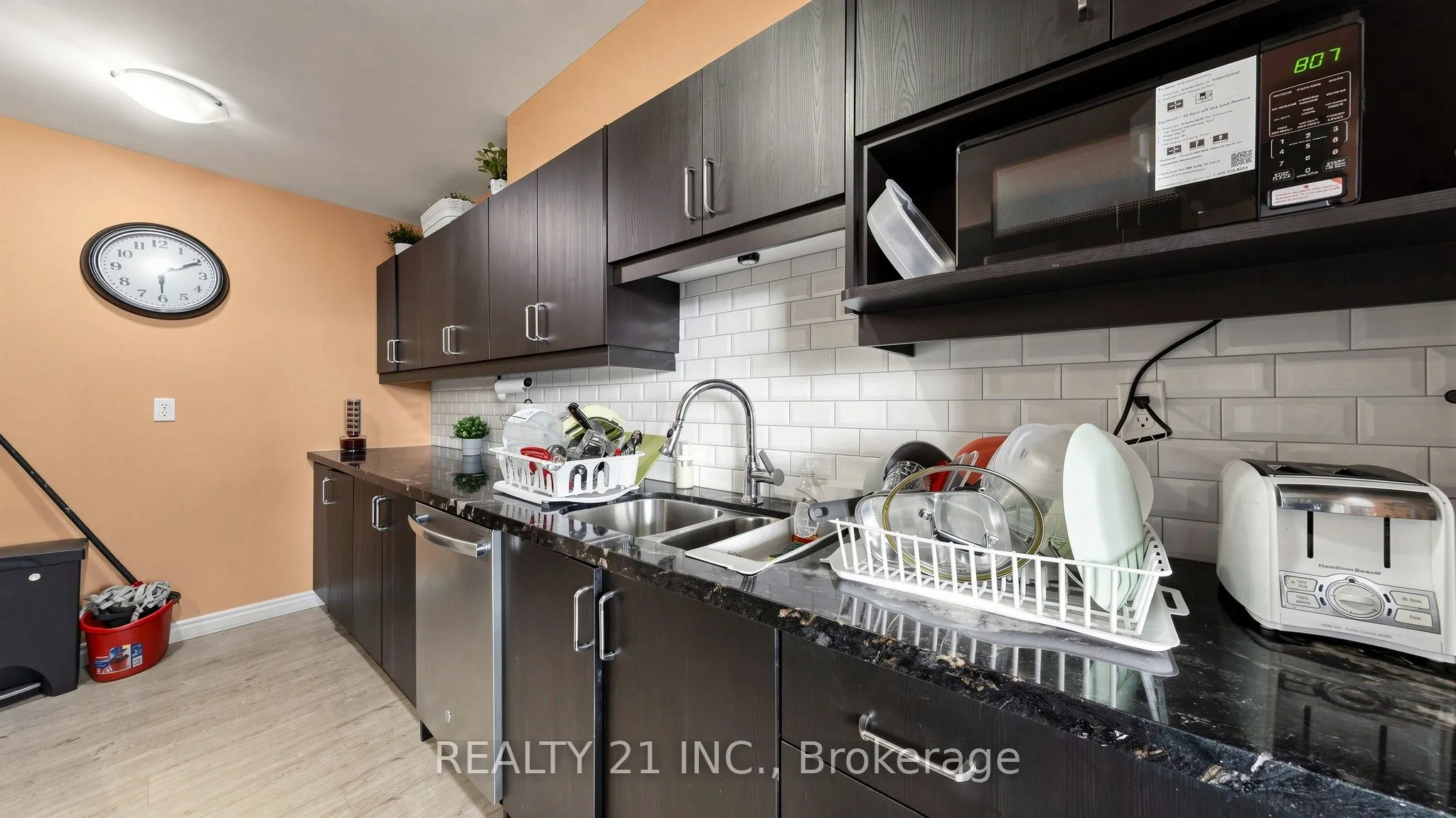 180 Markham Road #819