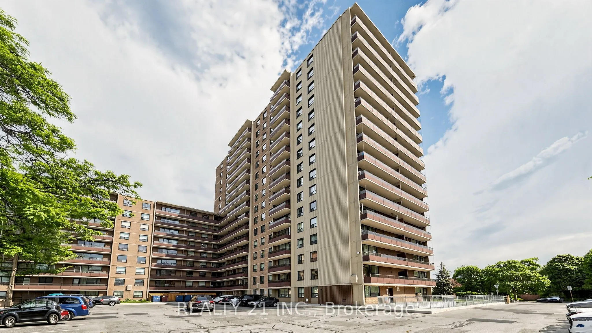 180 Markham Road #819