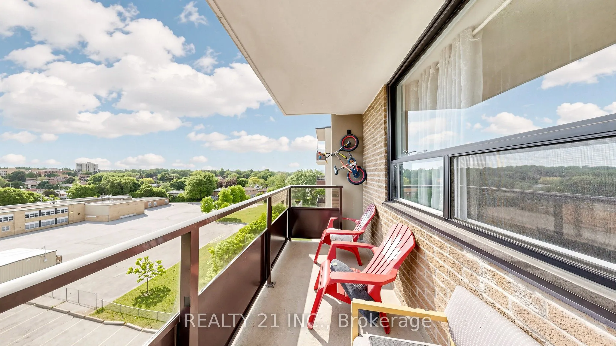 180 Markham Road #819