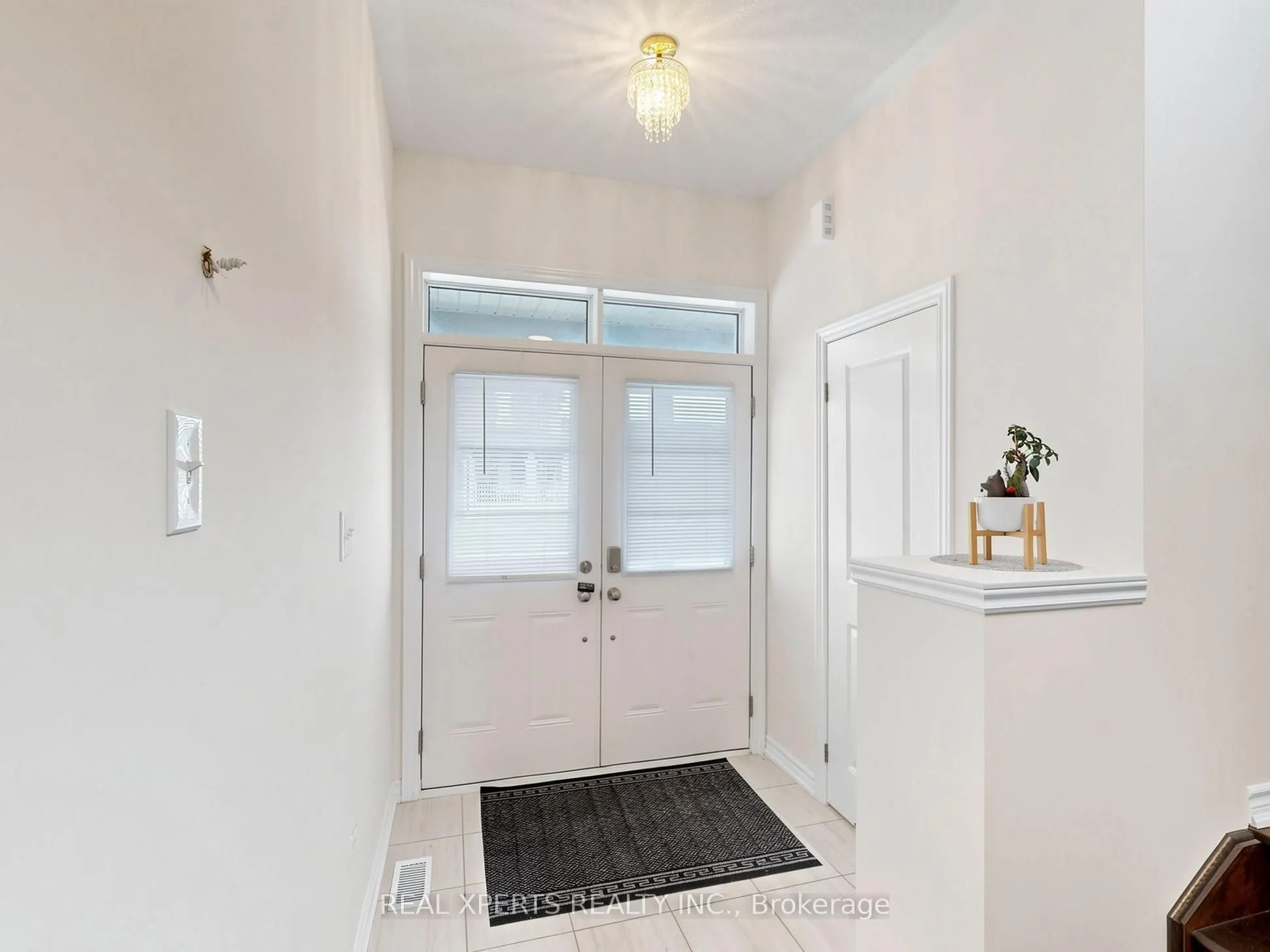1129 Cameo Street