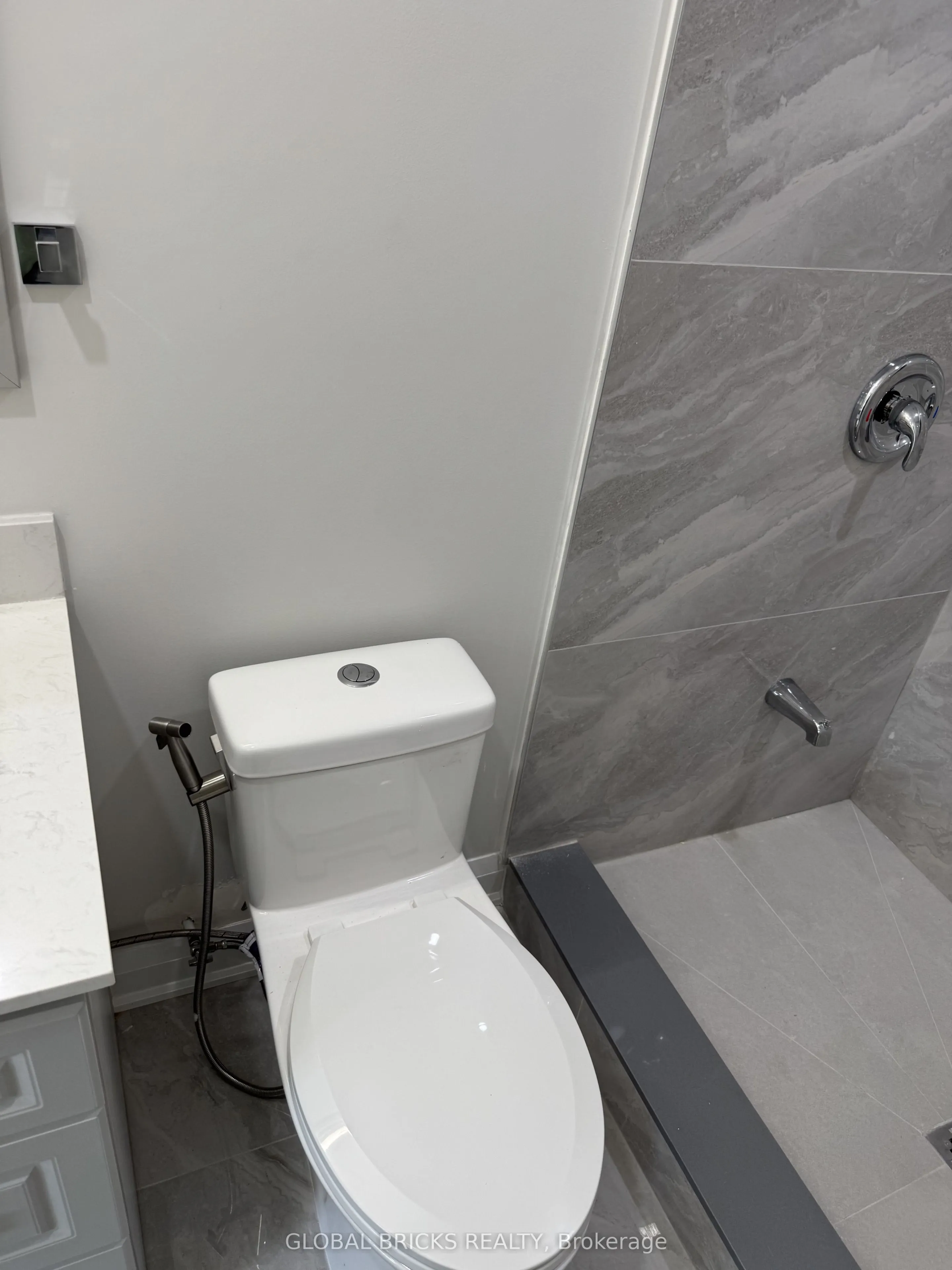 101 Minerva Avenue #Unit 3- Lower